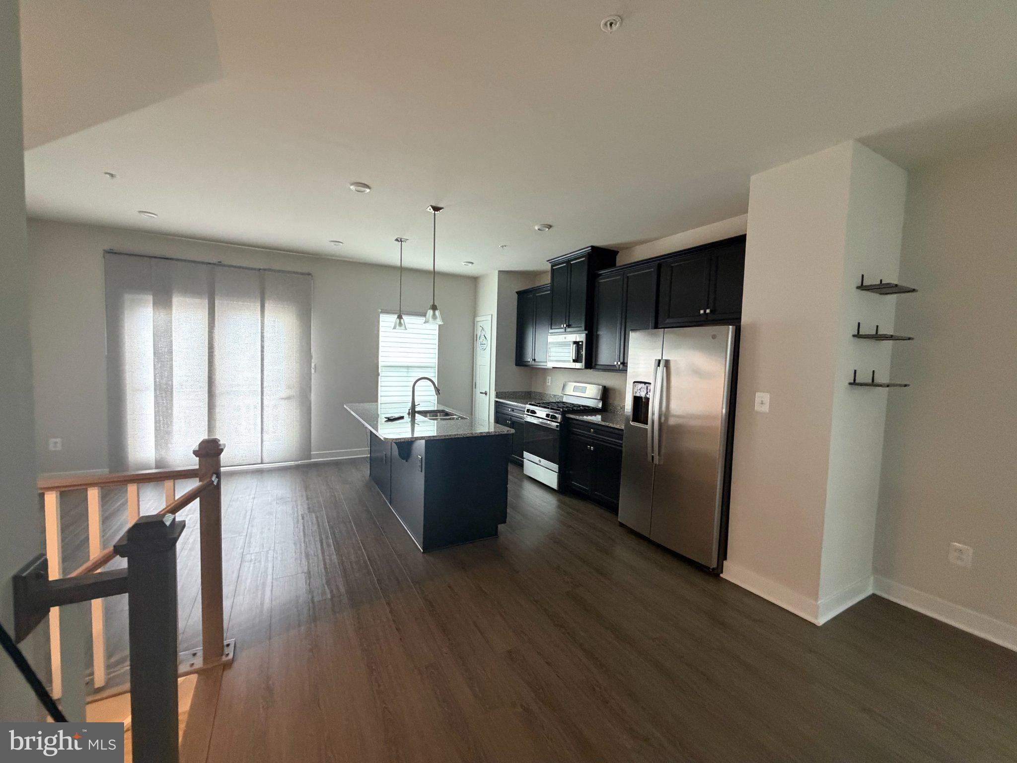 2522 SCHOONER WAY