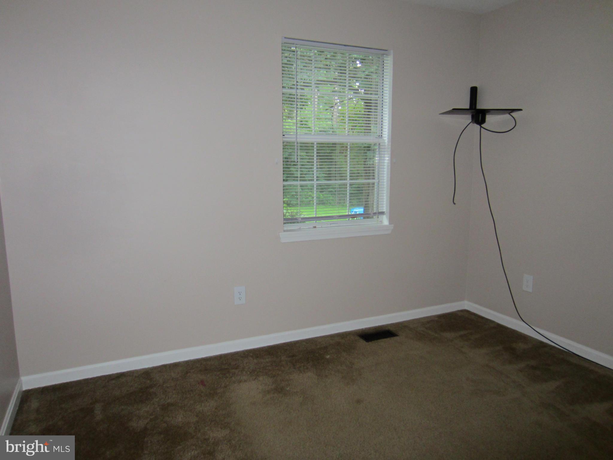 BARET HGHTS/ QANTICO DEV - Residential Lease