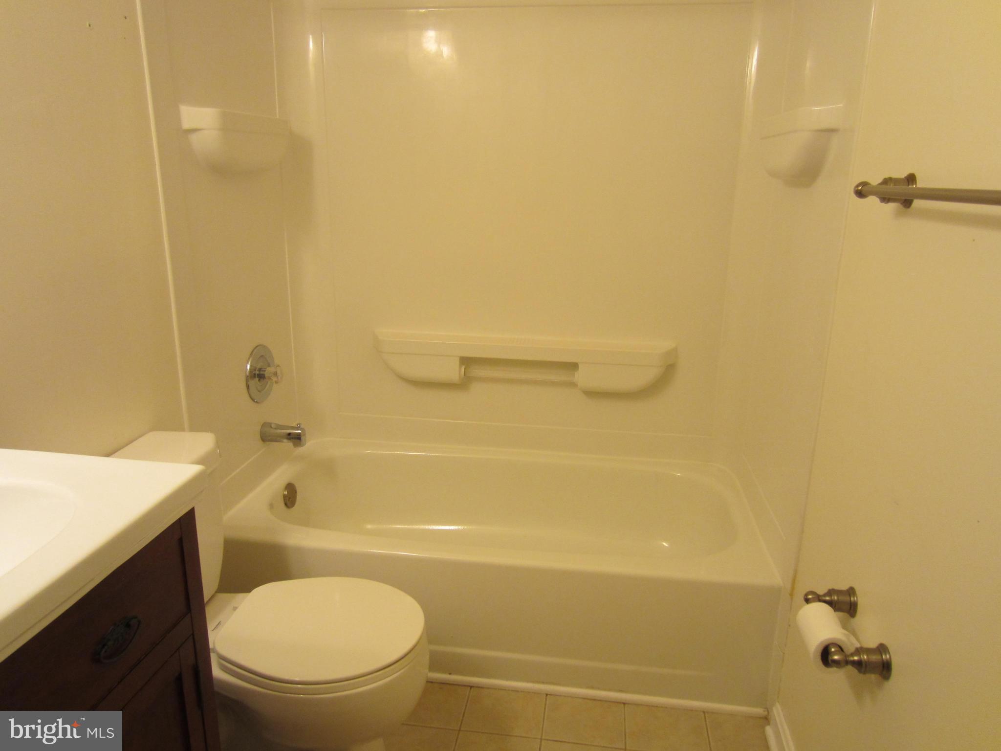 BARET HGHTS/ QANTICO DEV - Residential Lease