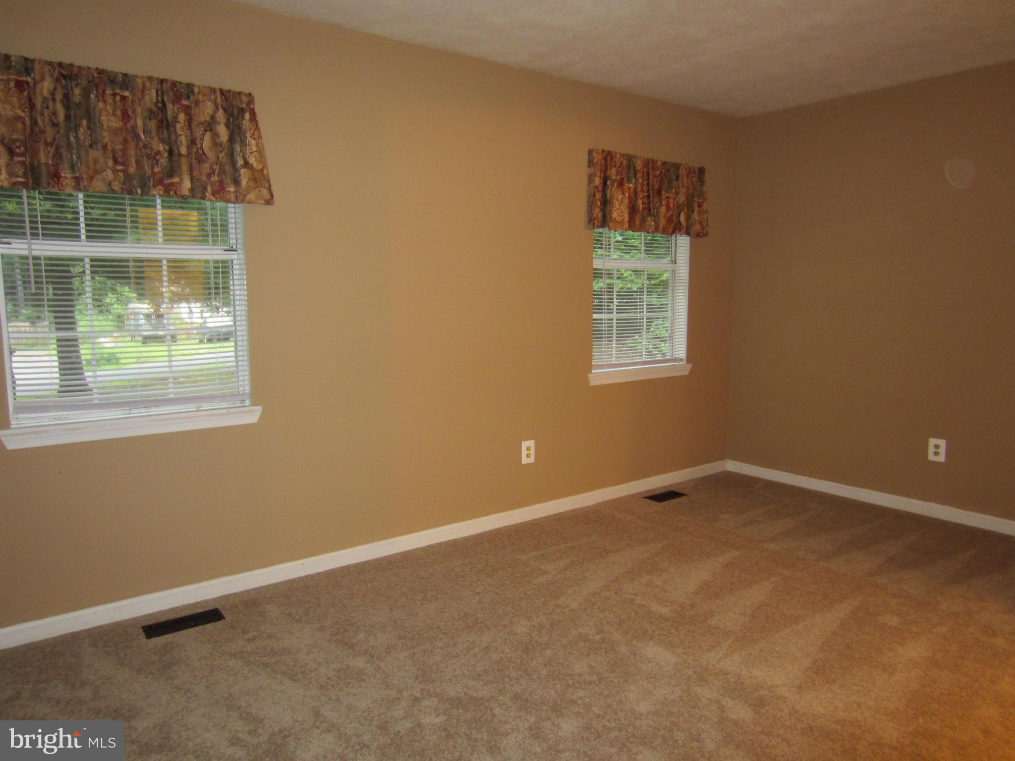 BARET HGHTS/ QANTICO DEV - Residential Lease