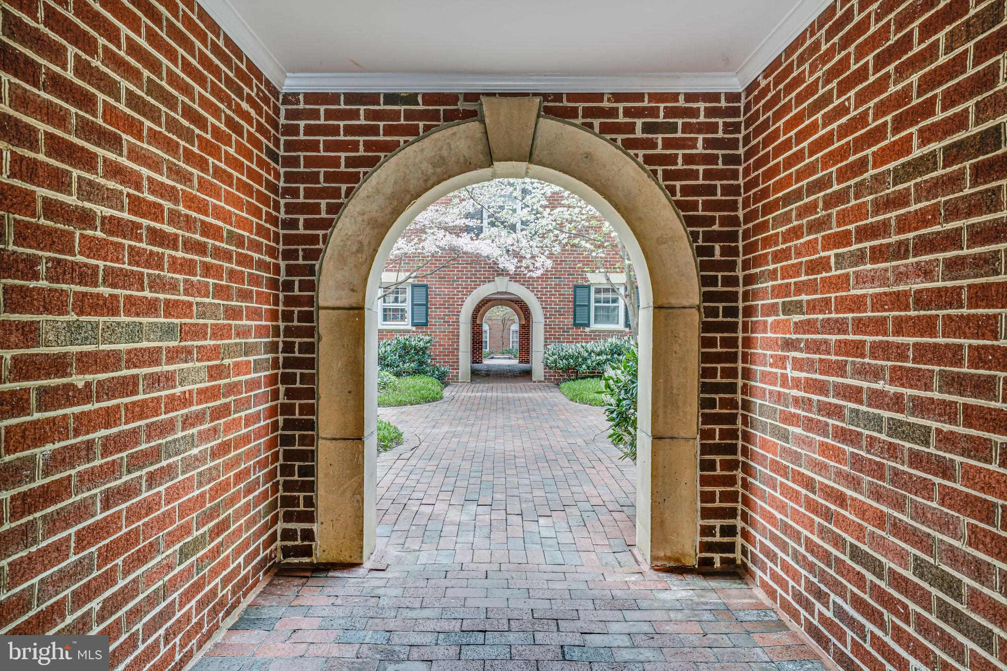 WATERGATE OF ALEXANDRIA - Residential