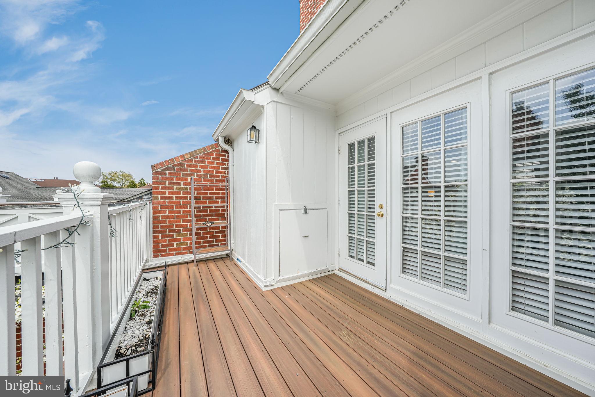 WATERGATE OF ALEXANDRIA - Residential