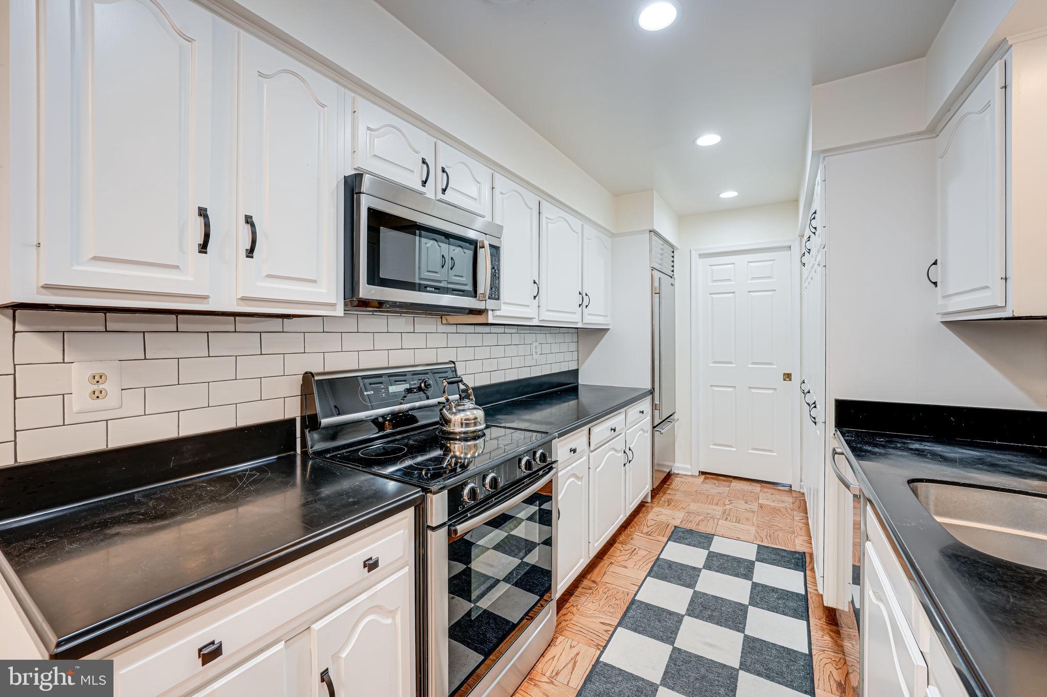 WATERGATE OF ALEXANDRIA - Residential