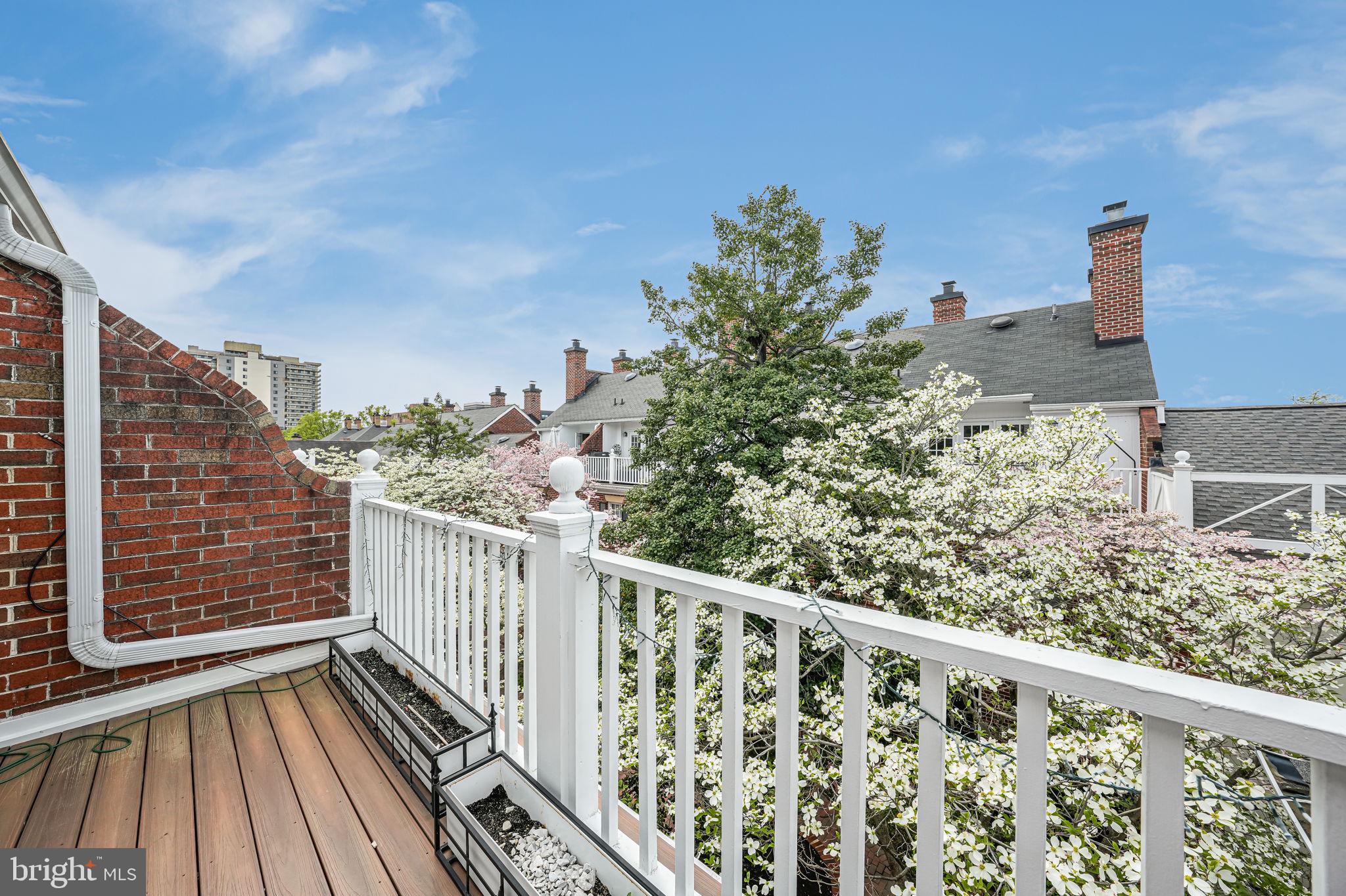 WATERGATE OF ALEXANDRIA - Residential