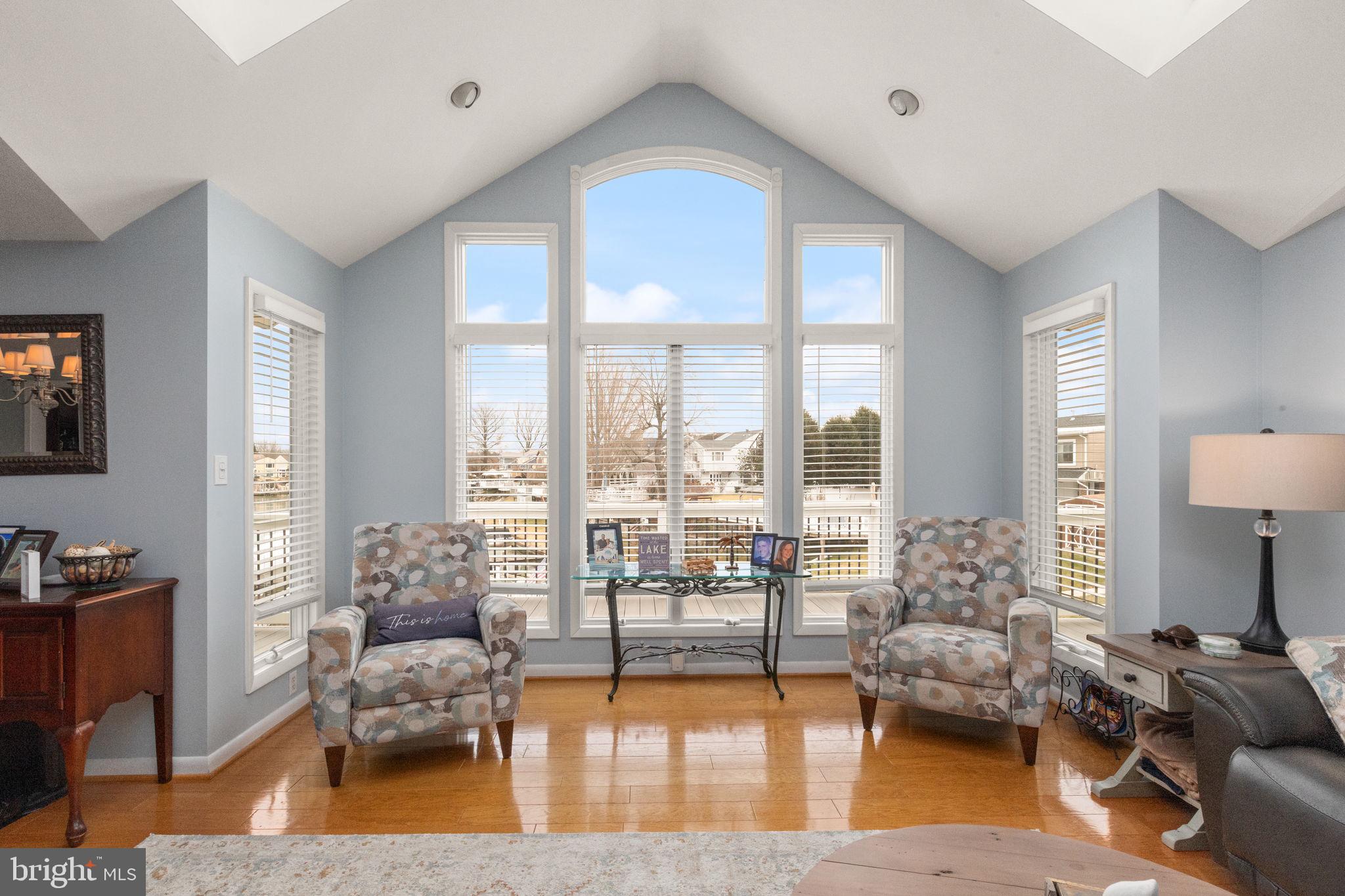 RUMSEY ISLAND - Residential