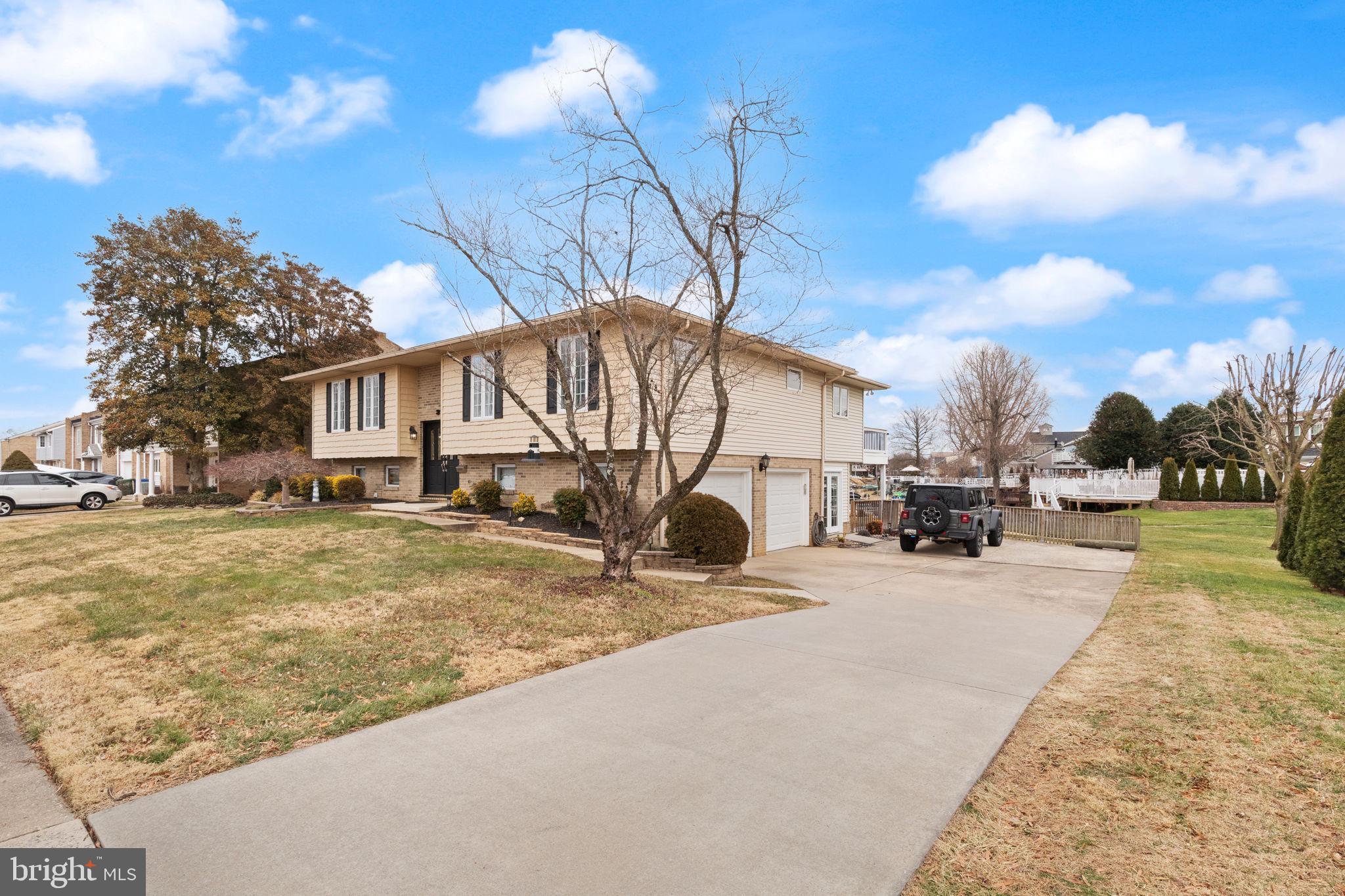 RUMSEY ISLAND - Residential