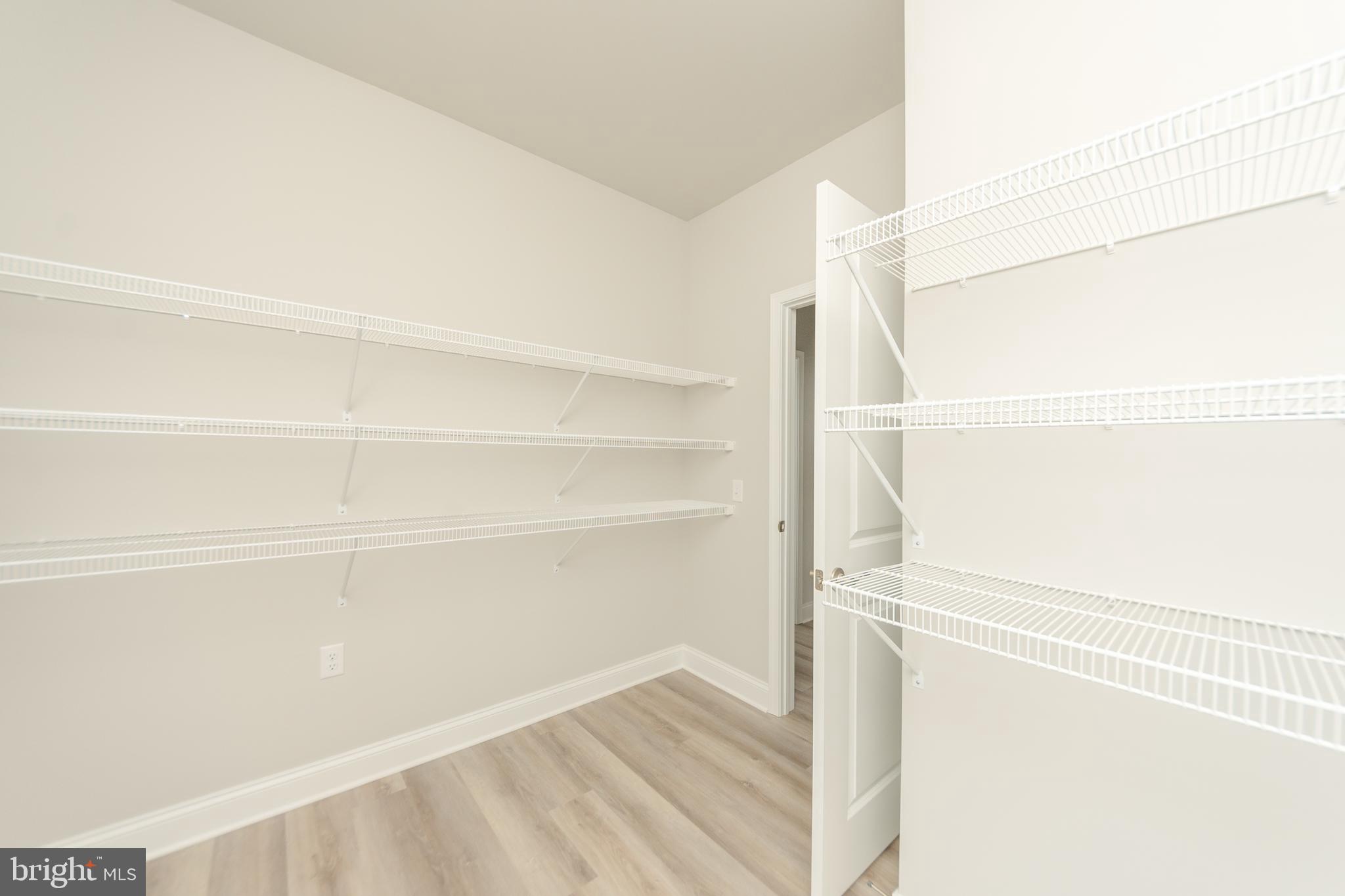 CROSSGATES - Residential