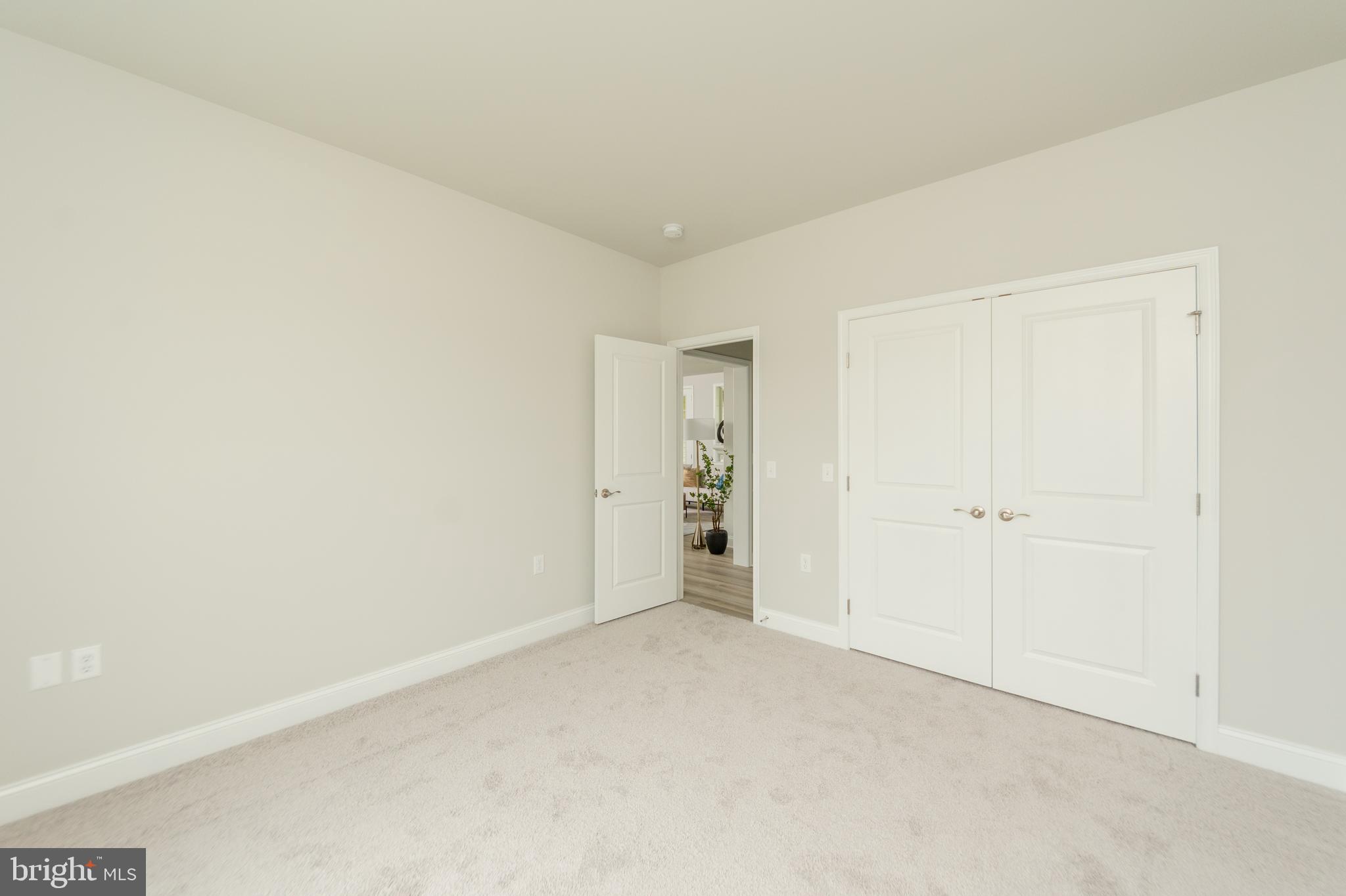 CROSSGATES - Residential
