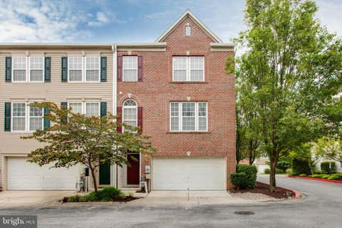 Photo of 7111 Silverleaf Oak Road #163, ELKRIDGE, MD 21075 (MLS # MDHW2071926)