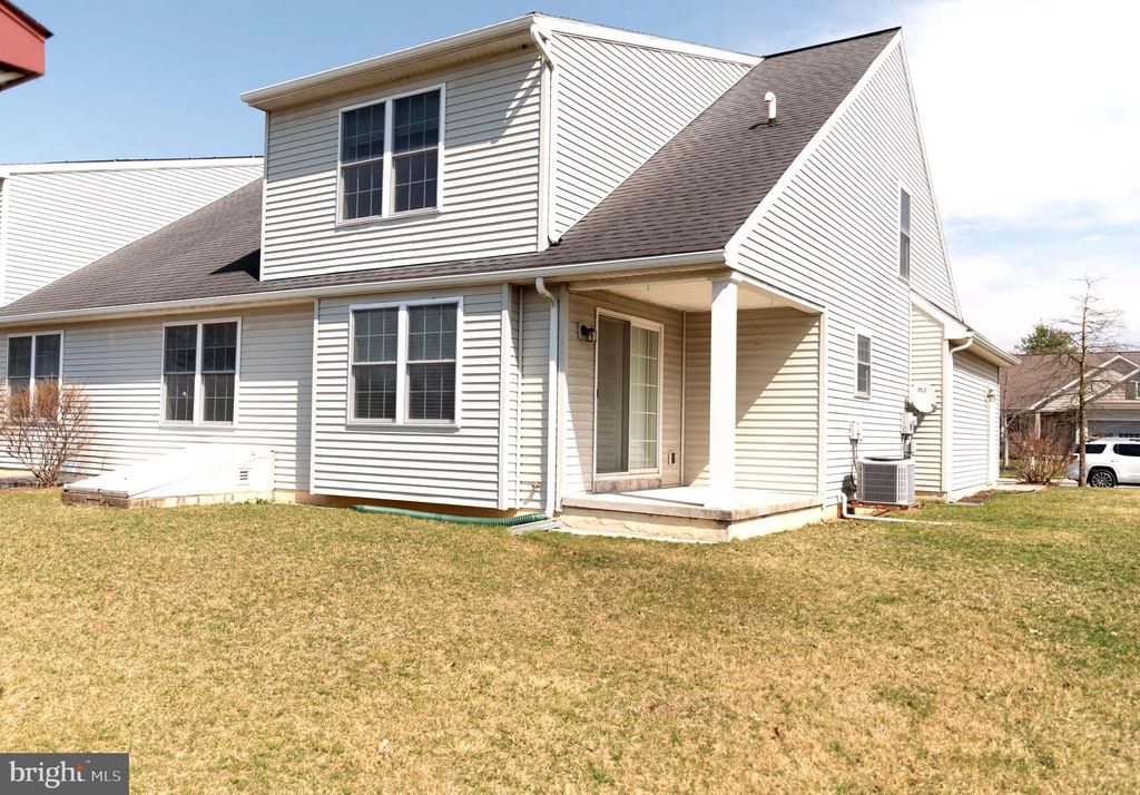 Photo of 5115 Oak Leaf Drive, MOUNT JOY, PA 17552 (MLS # PALA2066132)