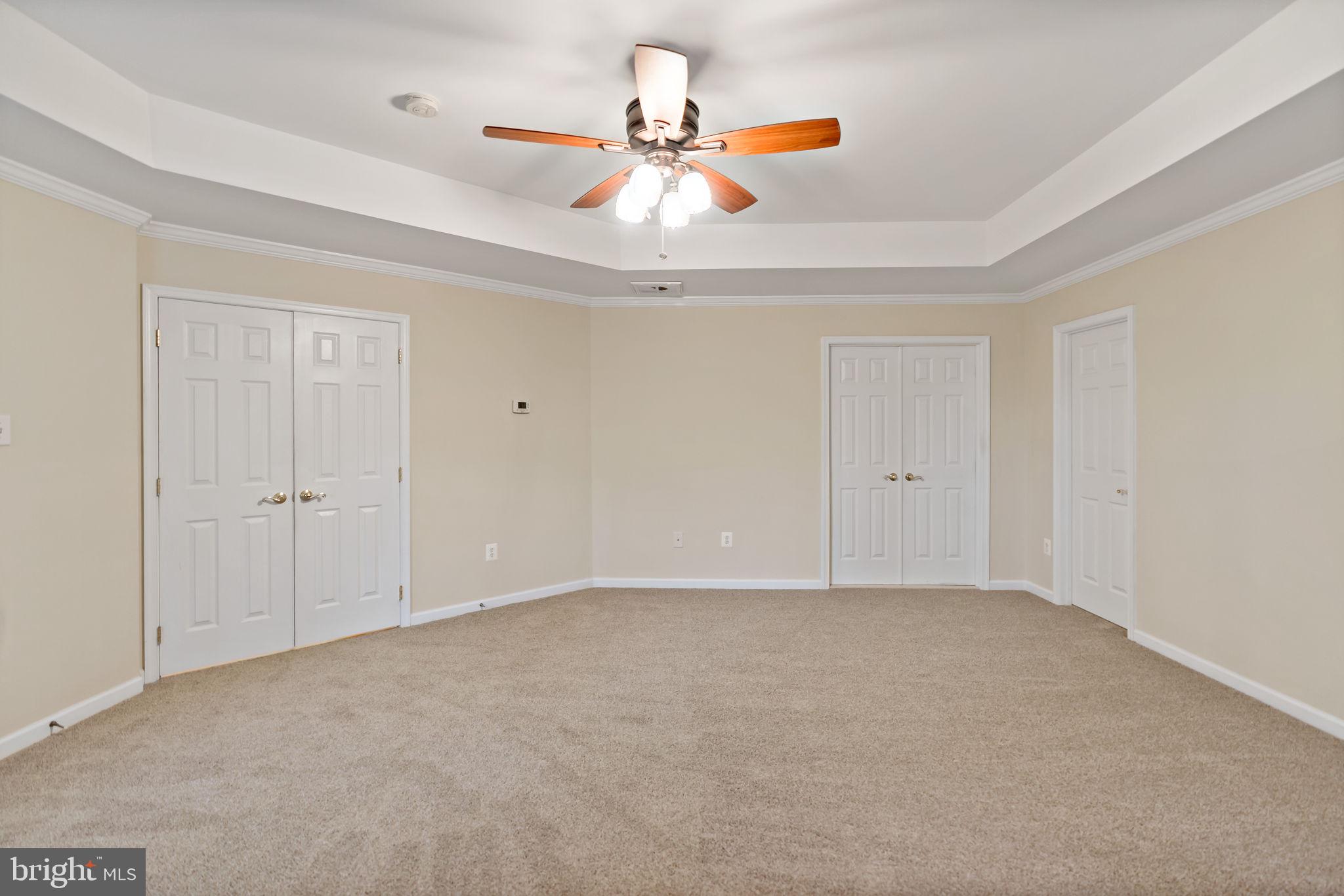 RIVER CREST - Residential