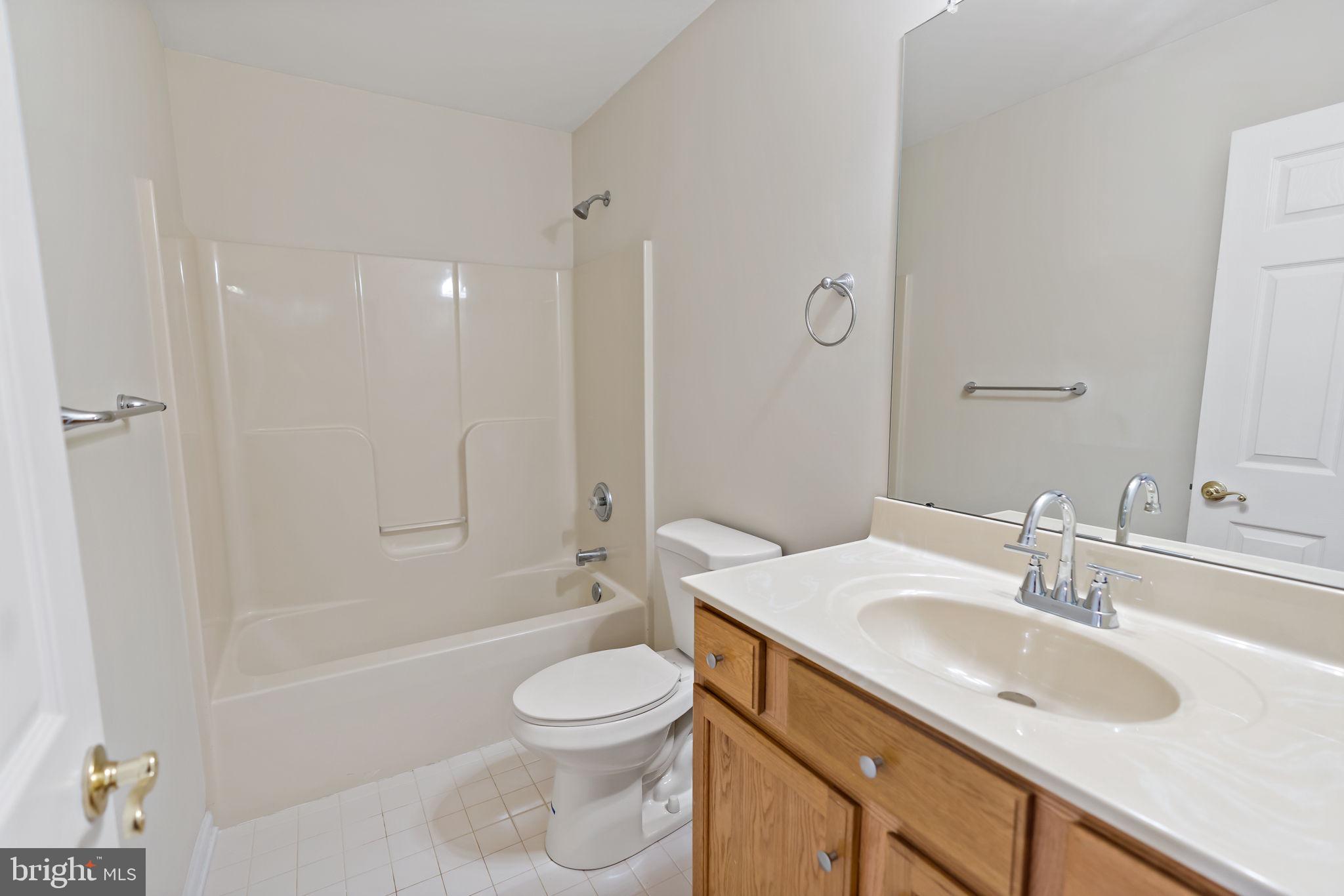 RIVER CREST - Residential