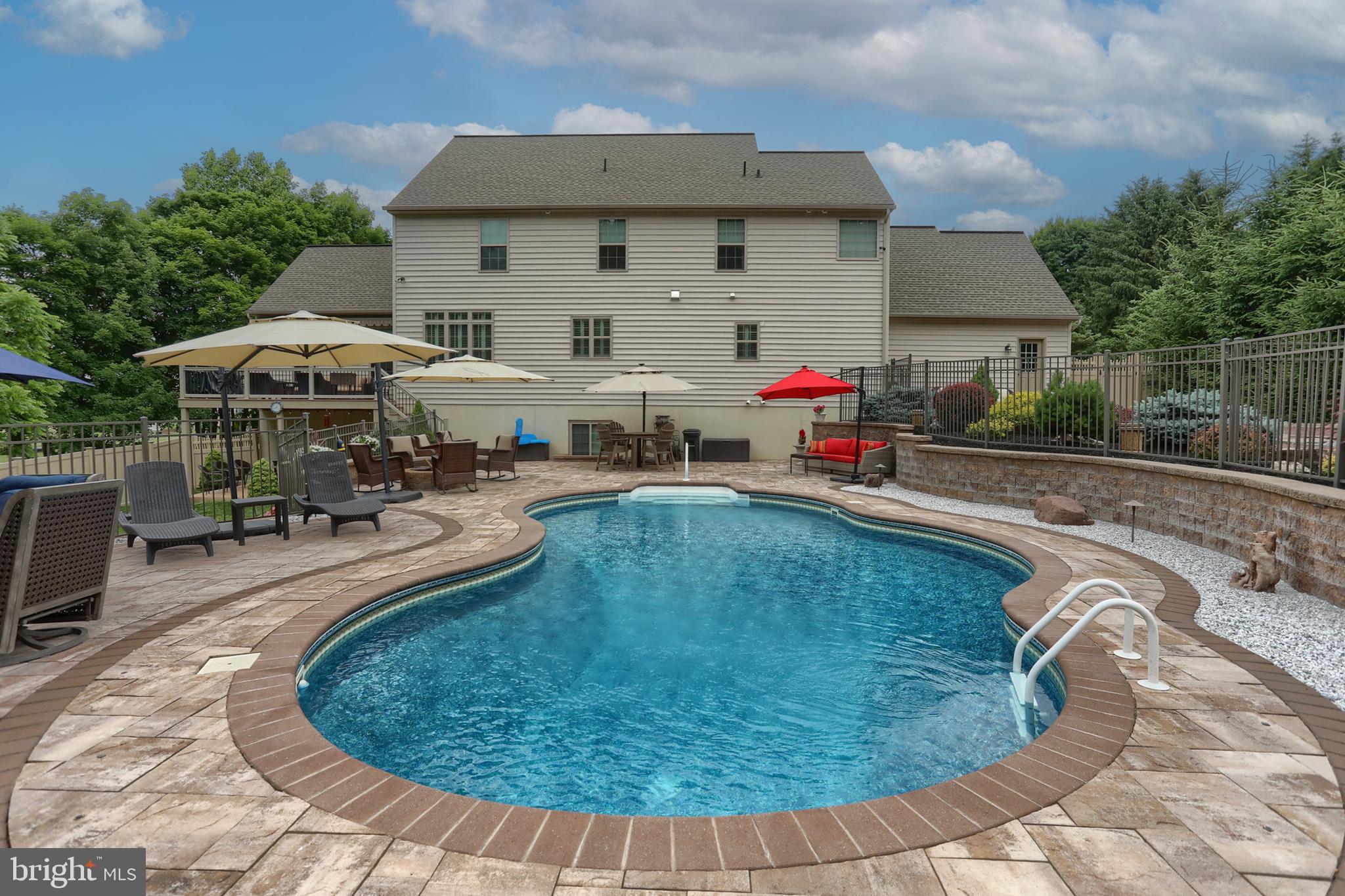 CHESTERFIELD ESTATES - Residential