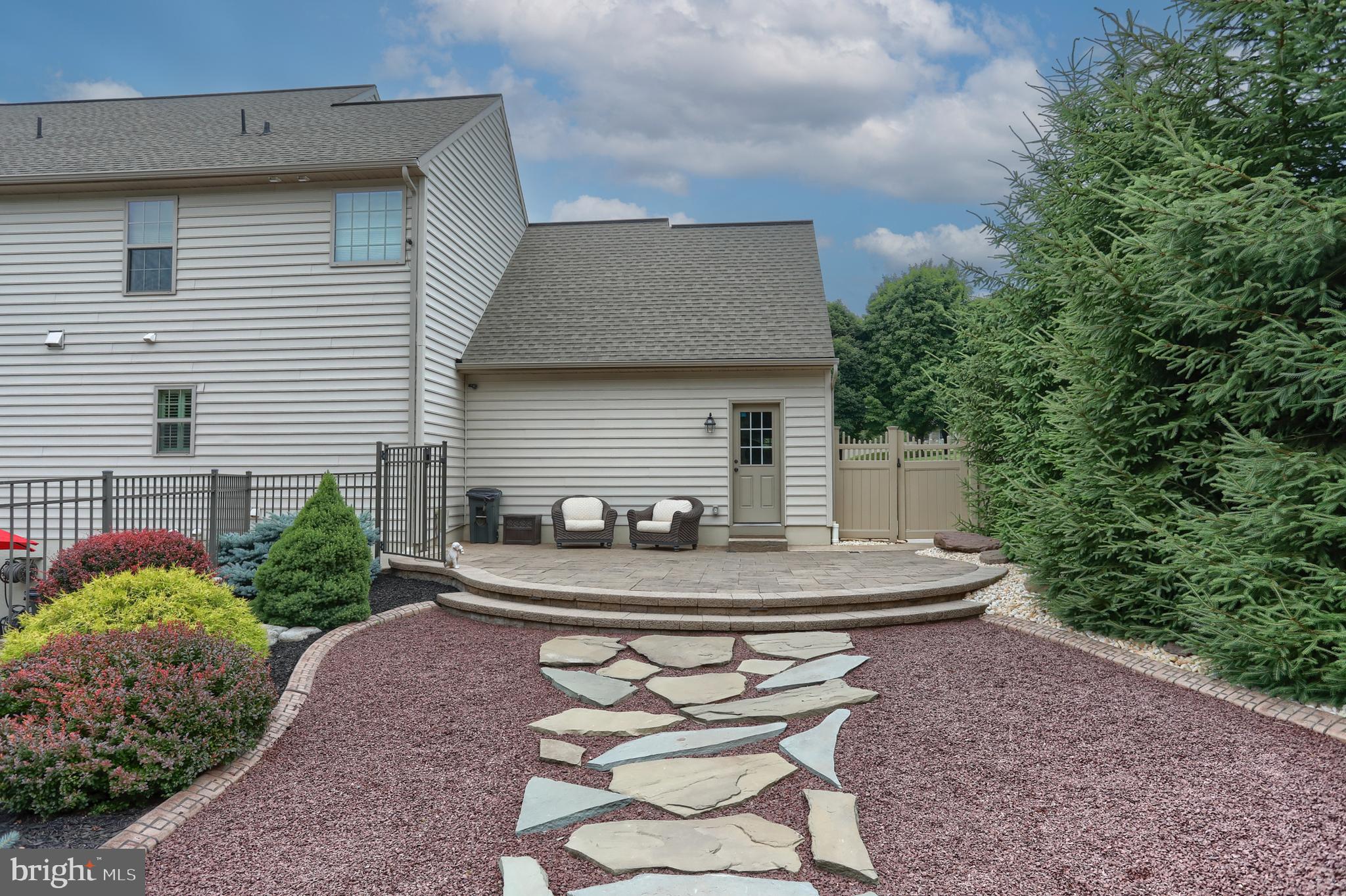 CHESTERFIELD ESTATES - Residential