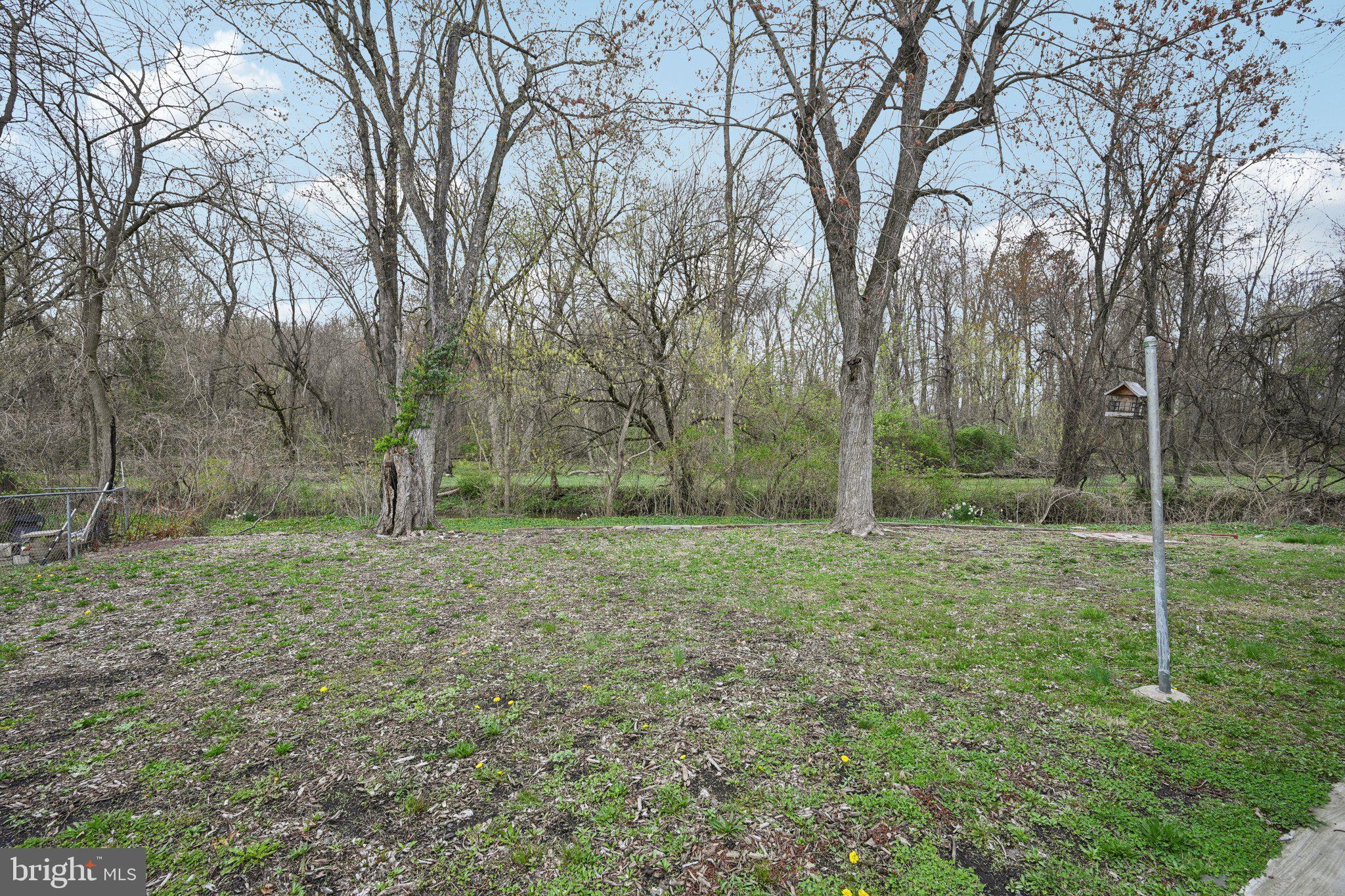 PINE KNOLL - Residential Lease