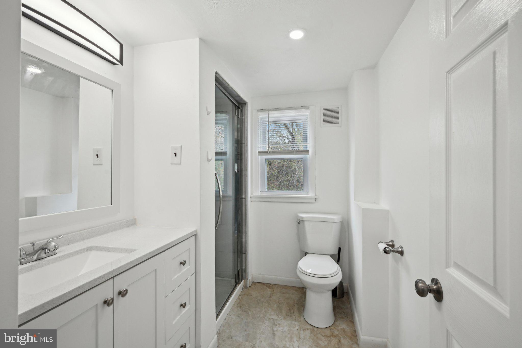 PINE KNOLL - Residential Lease