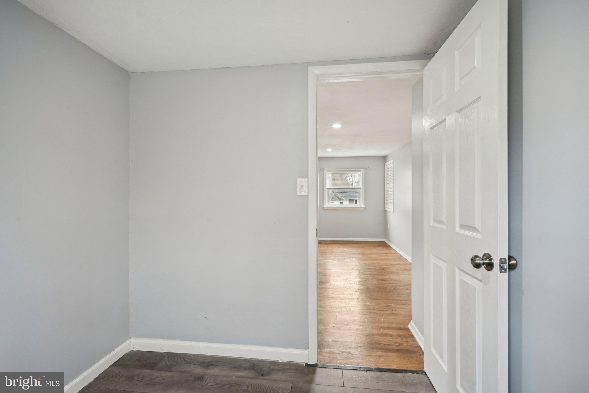 PINE KNOLL - Residential Lease