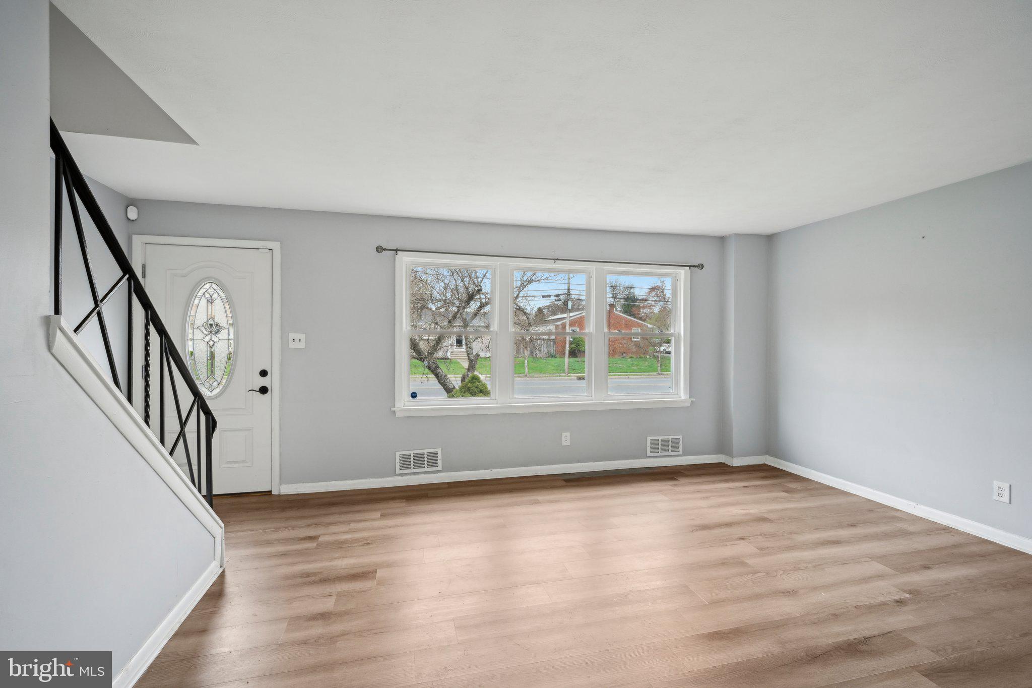 PINE KNOLL - Residential Lease