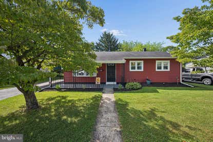 902 Young Pl – Investment Home