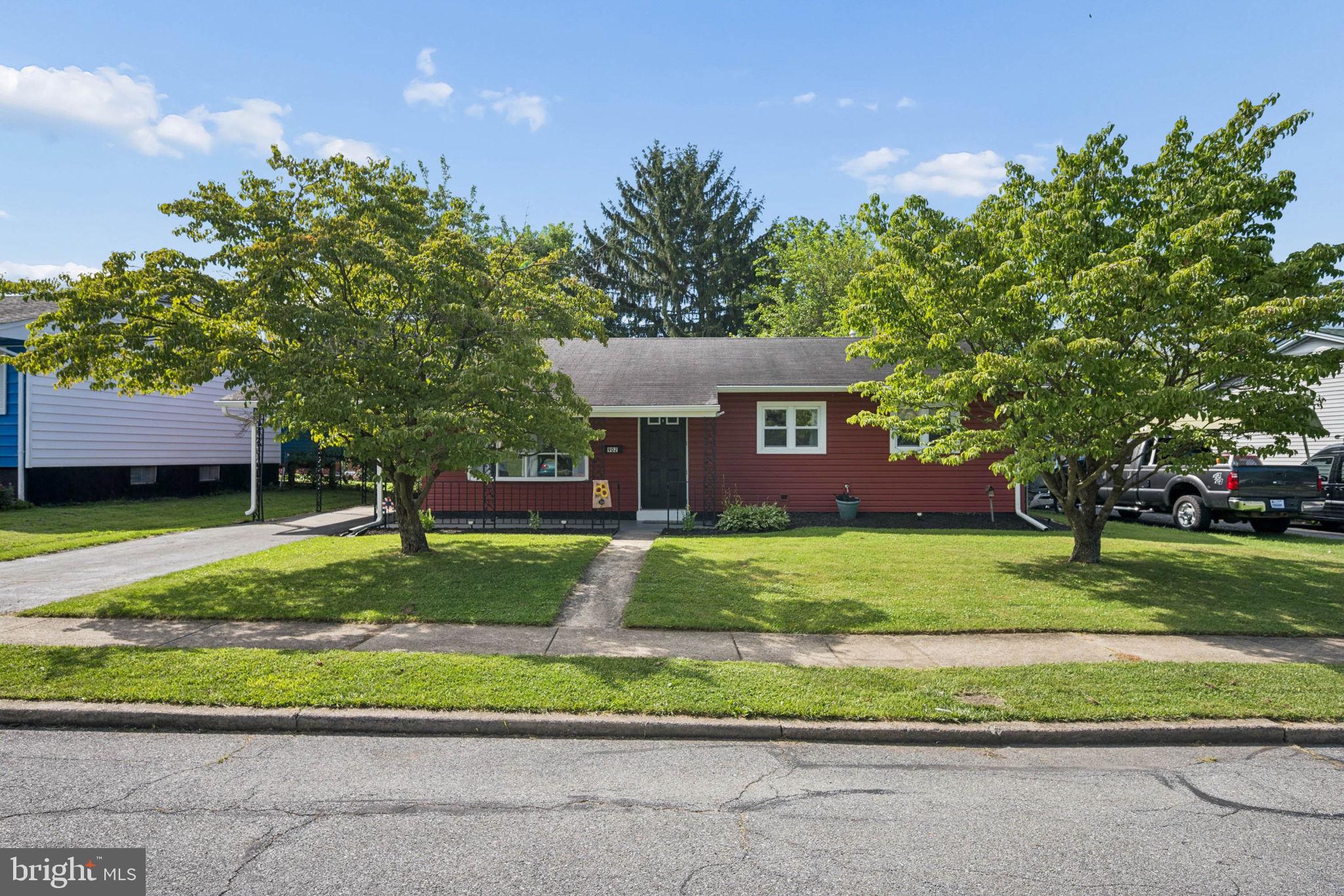 902 YOUNG PLACE