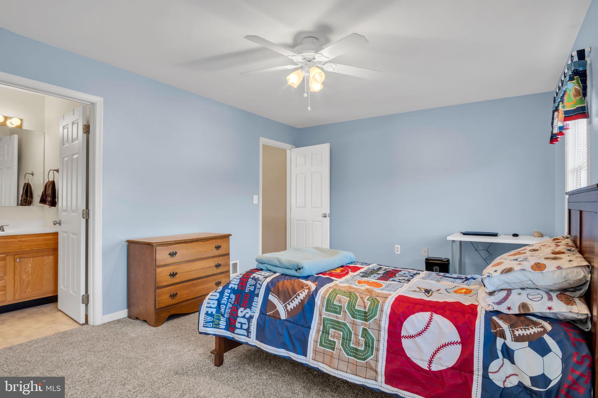 CAPITAL RIDGE - Residential