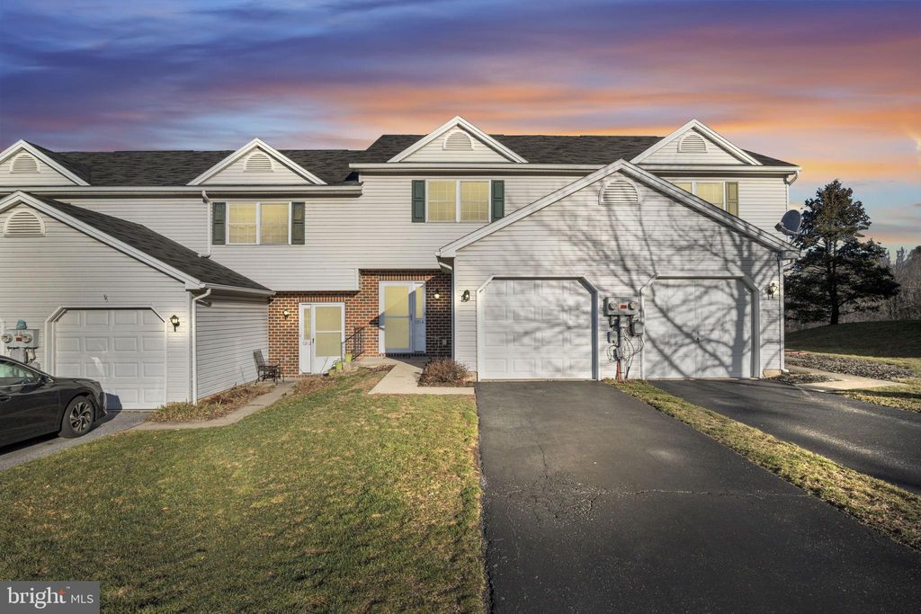 Photo of 7214 Huntingdon Street, HARRISBURG, PA 17111 (MLS # PADA2057404)