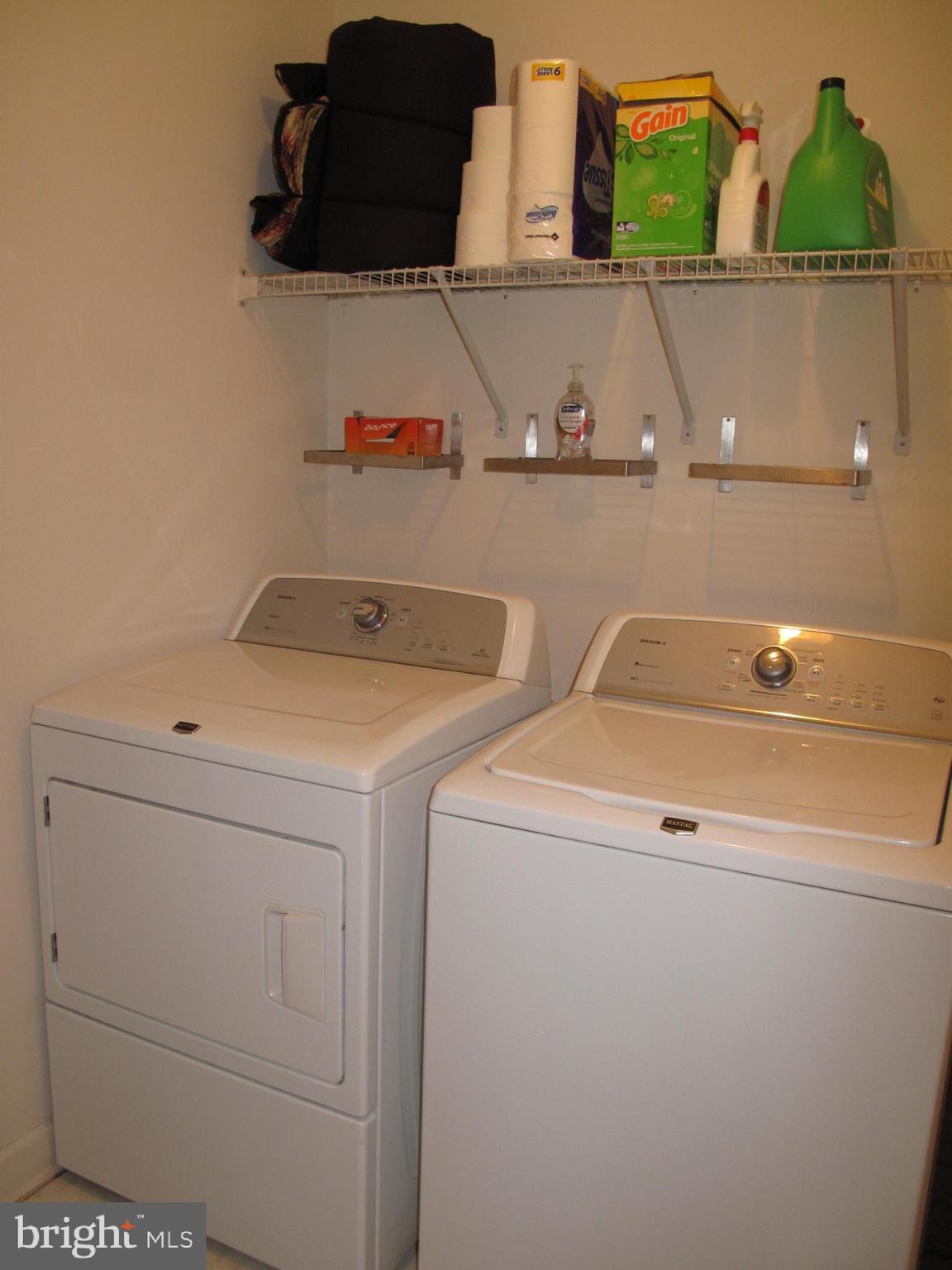 KINGSVIEW VILLAGE - Residential Lease