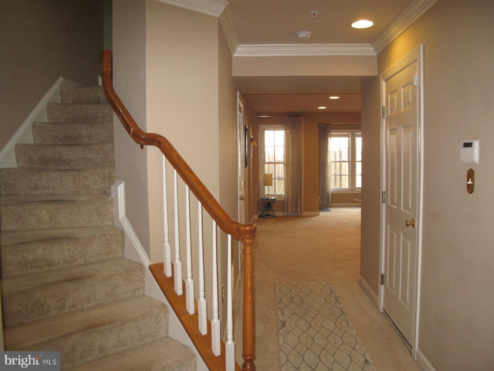 KINGSVIEW VILLAGE - Residential Lease