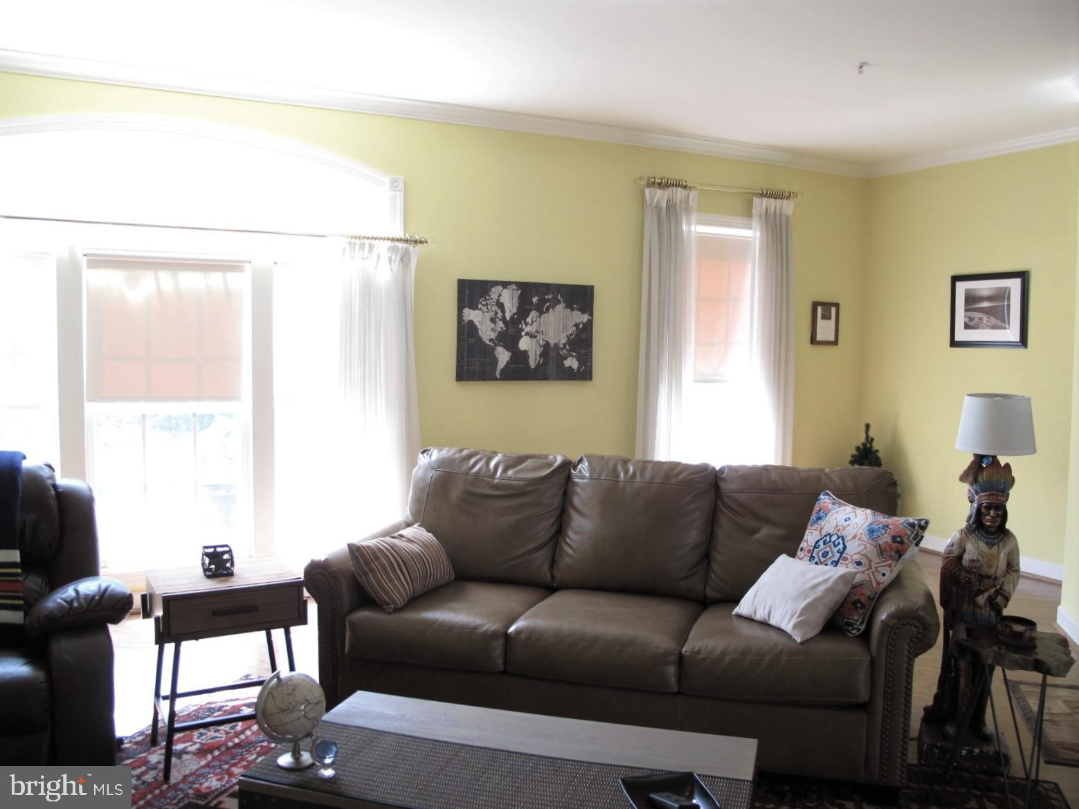 KINGSVIEW VILLAGE - Residential Lease