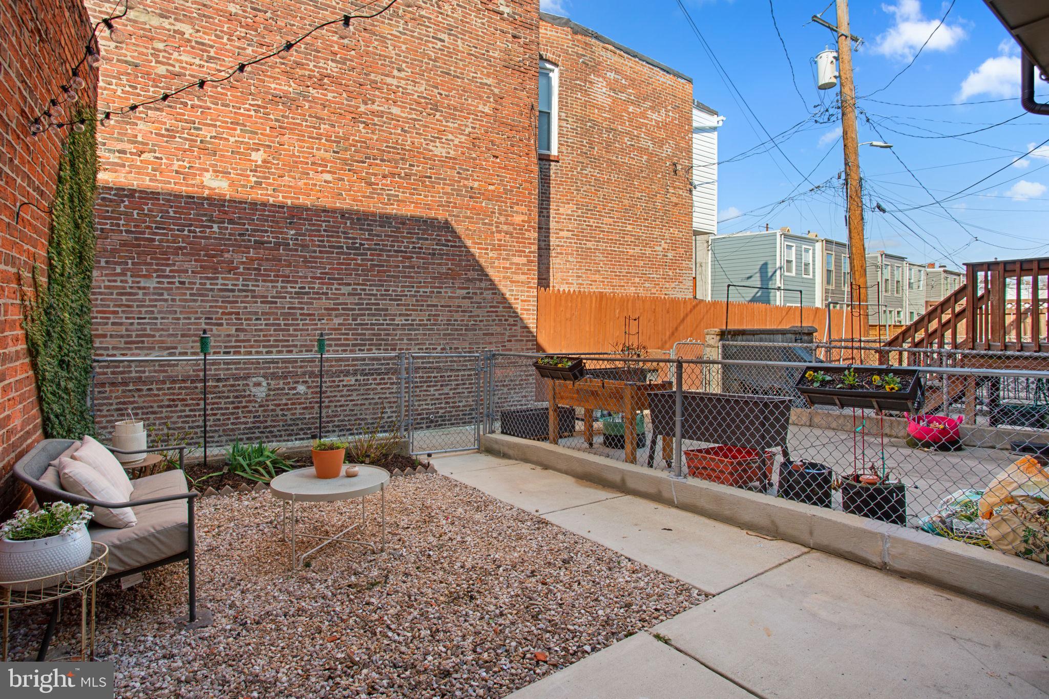 STATION EAST - Residential