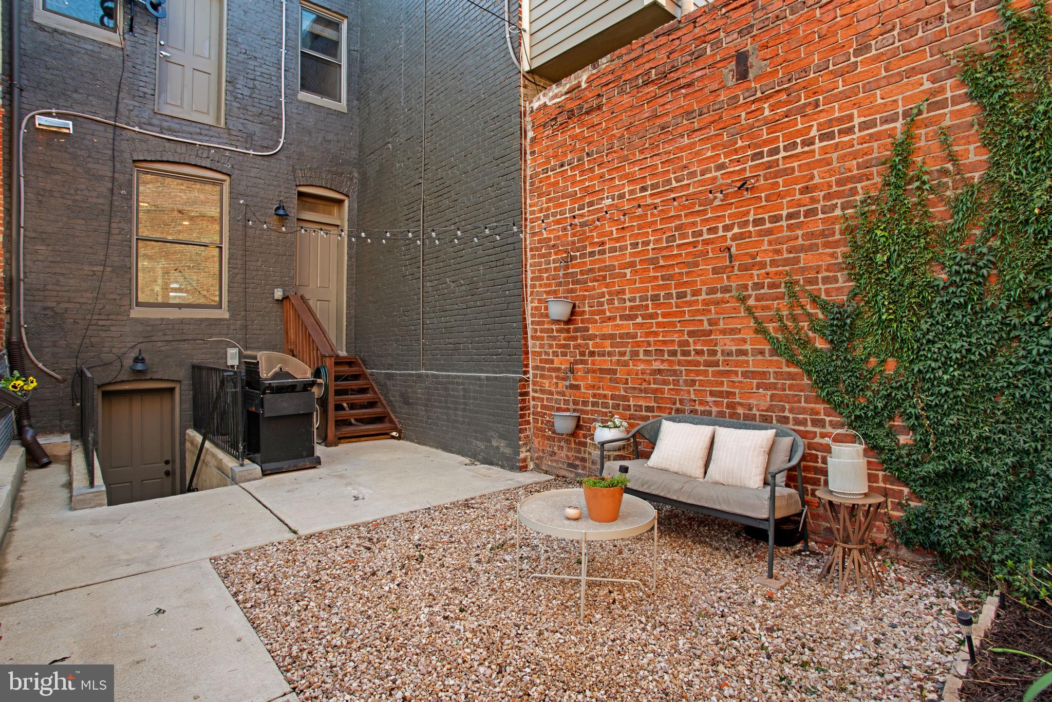 STATION EAST - Residential