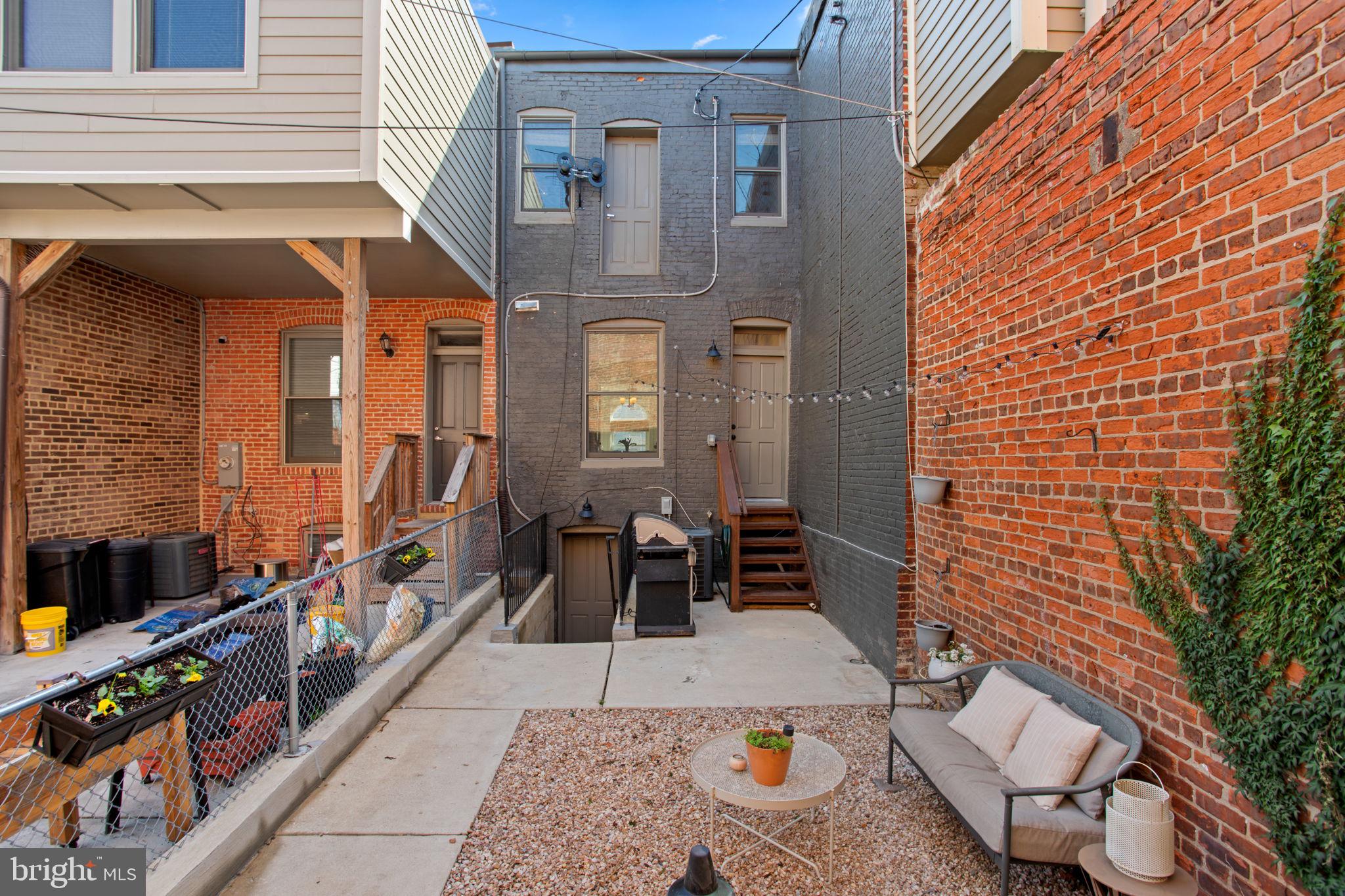 STATION EAST - Residential