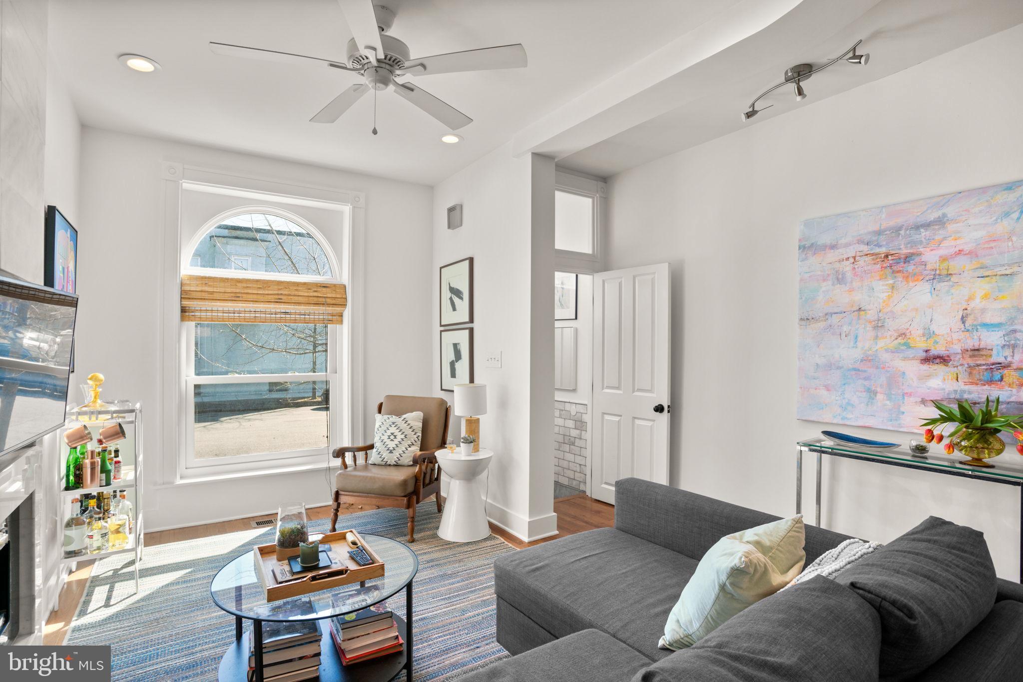 STATION EAST - Residential