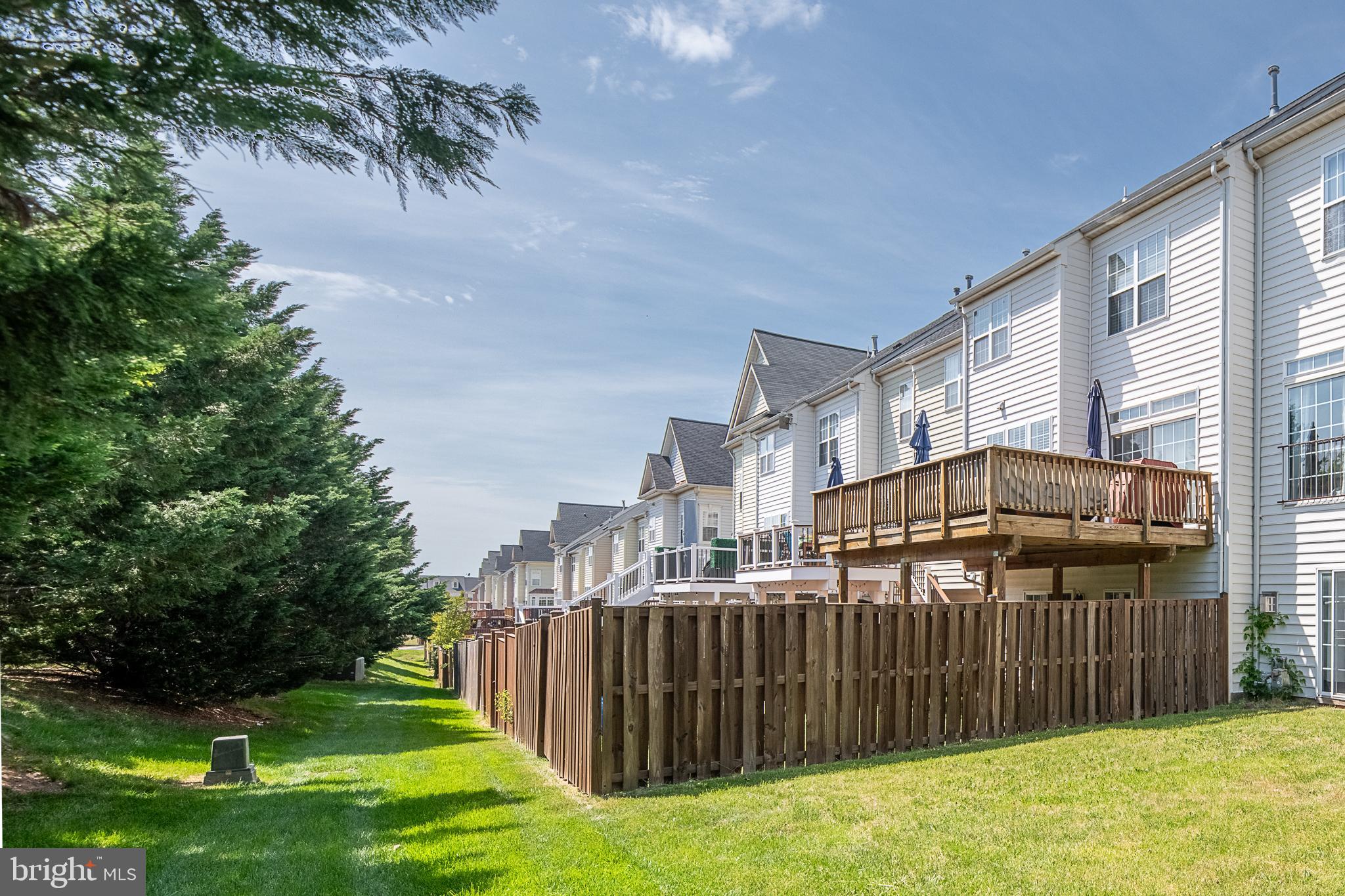 EDWARDS LANDING - Residential