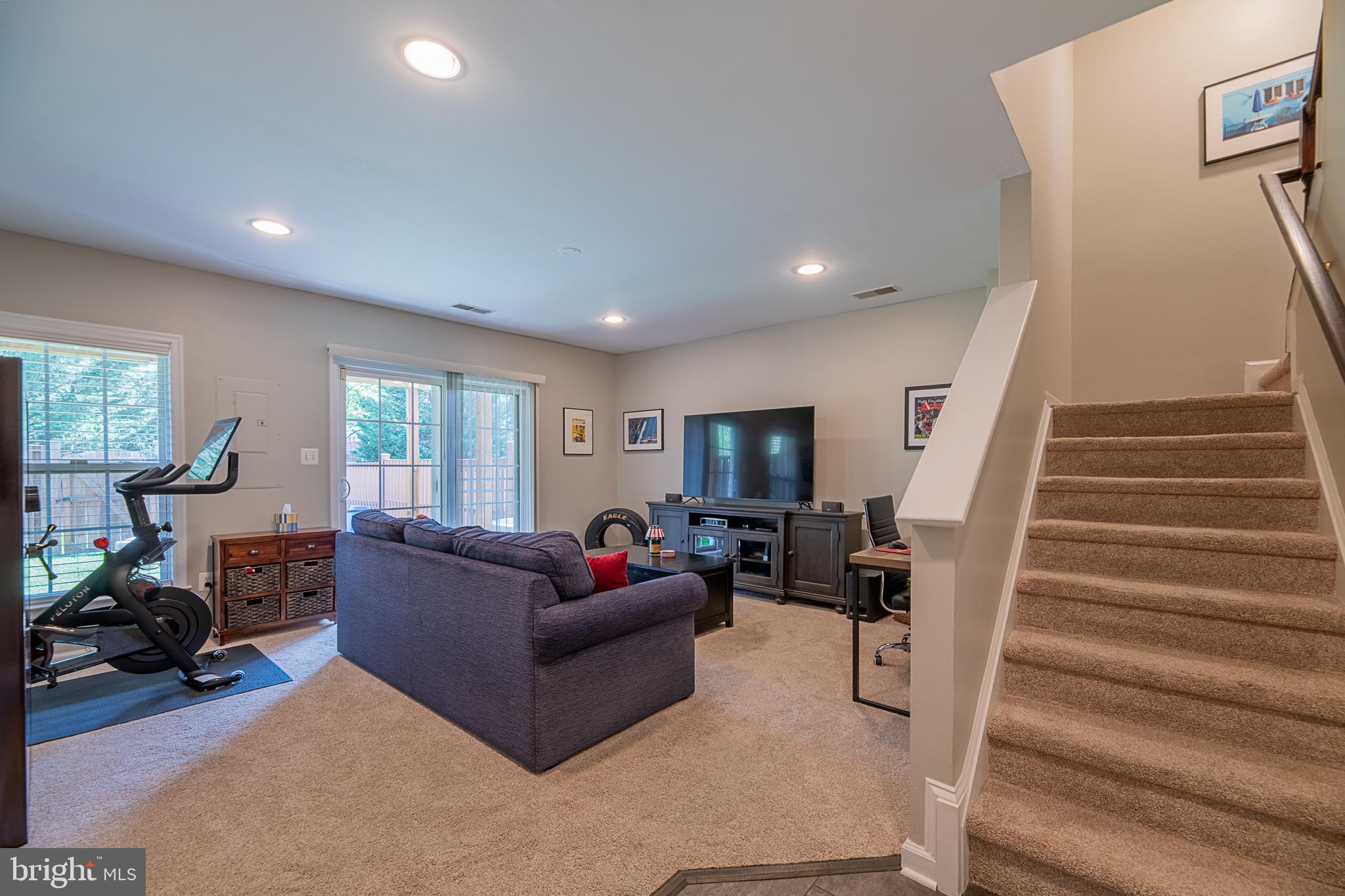 EDWARDS LANDING - Residential