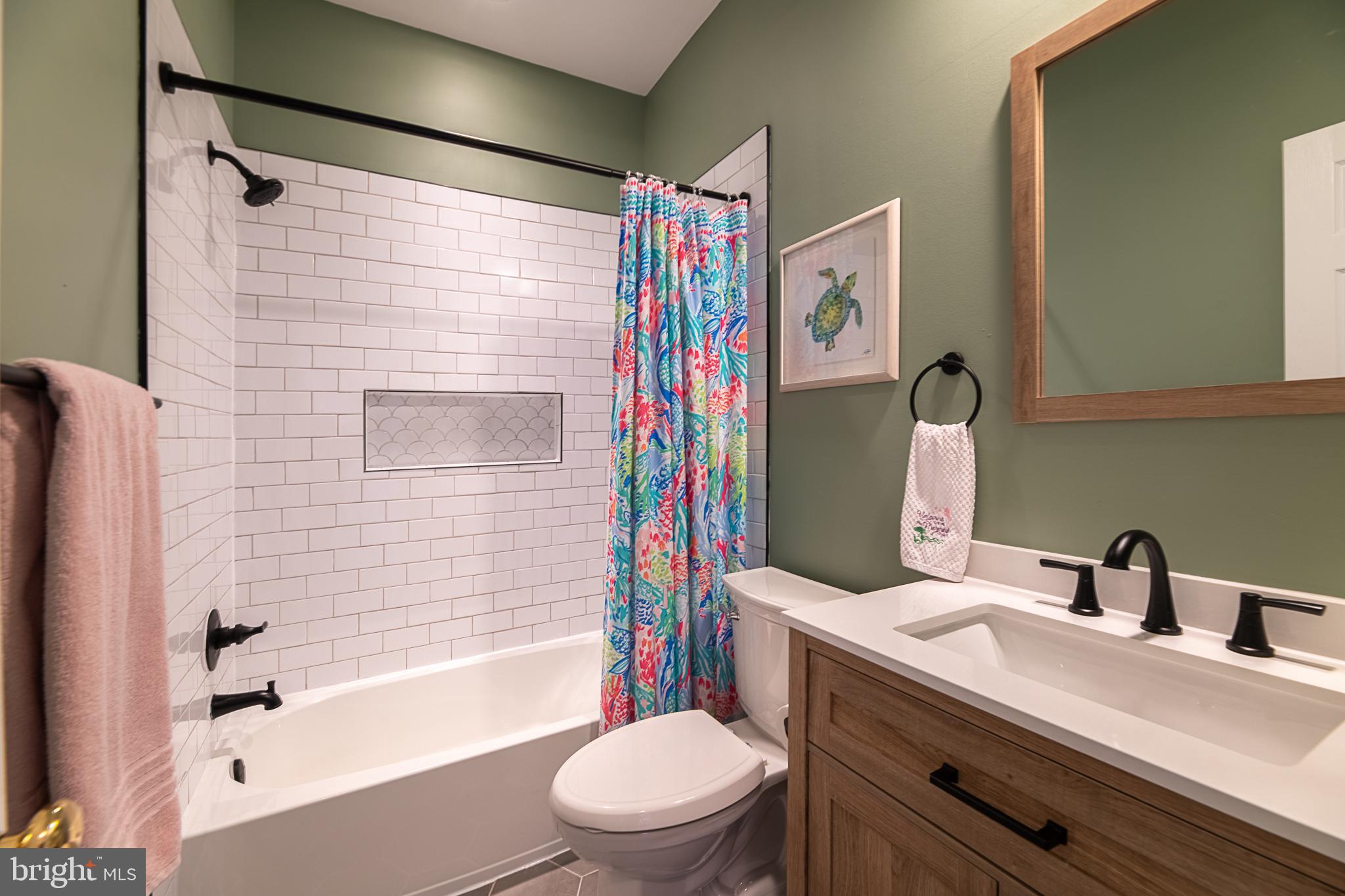 EDWARDS LANDING - Residential