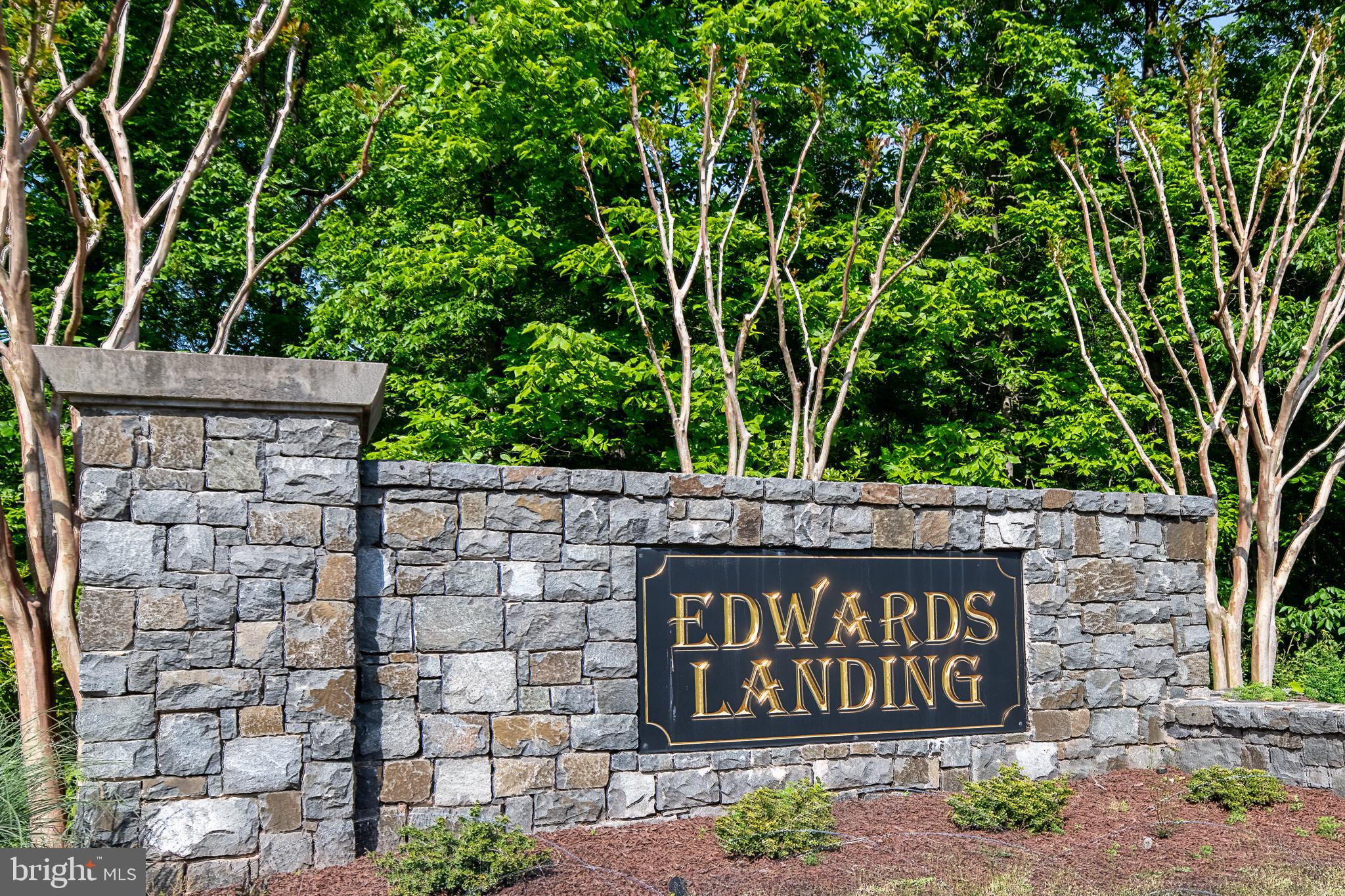 EDWARDS LANDING - Residential
