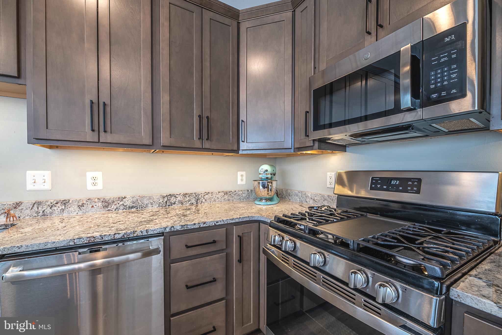 EDWARDS LANDING - Residential