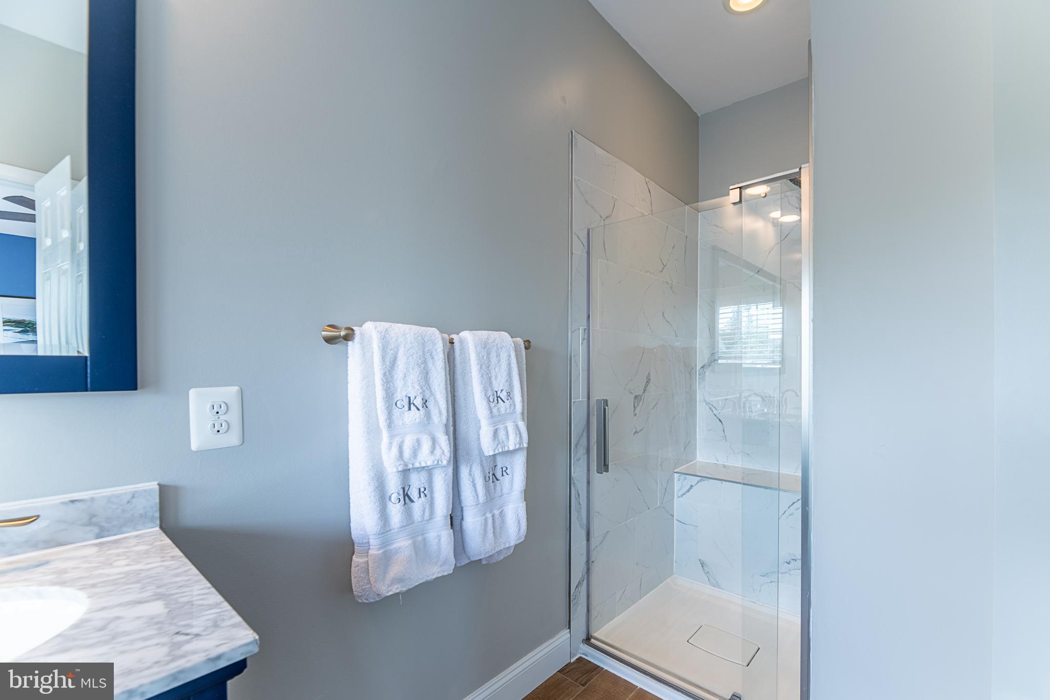 EDWARDS LANDING - Residential