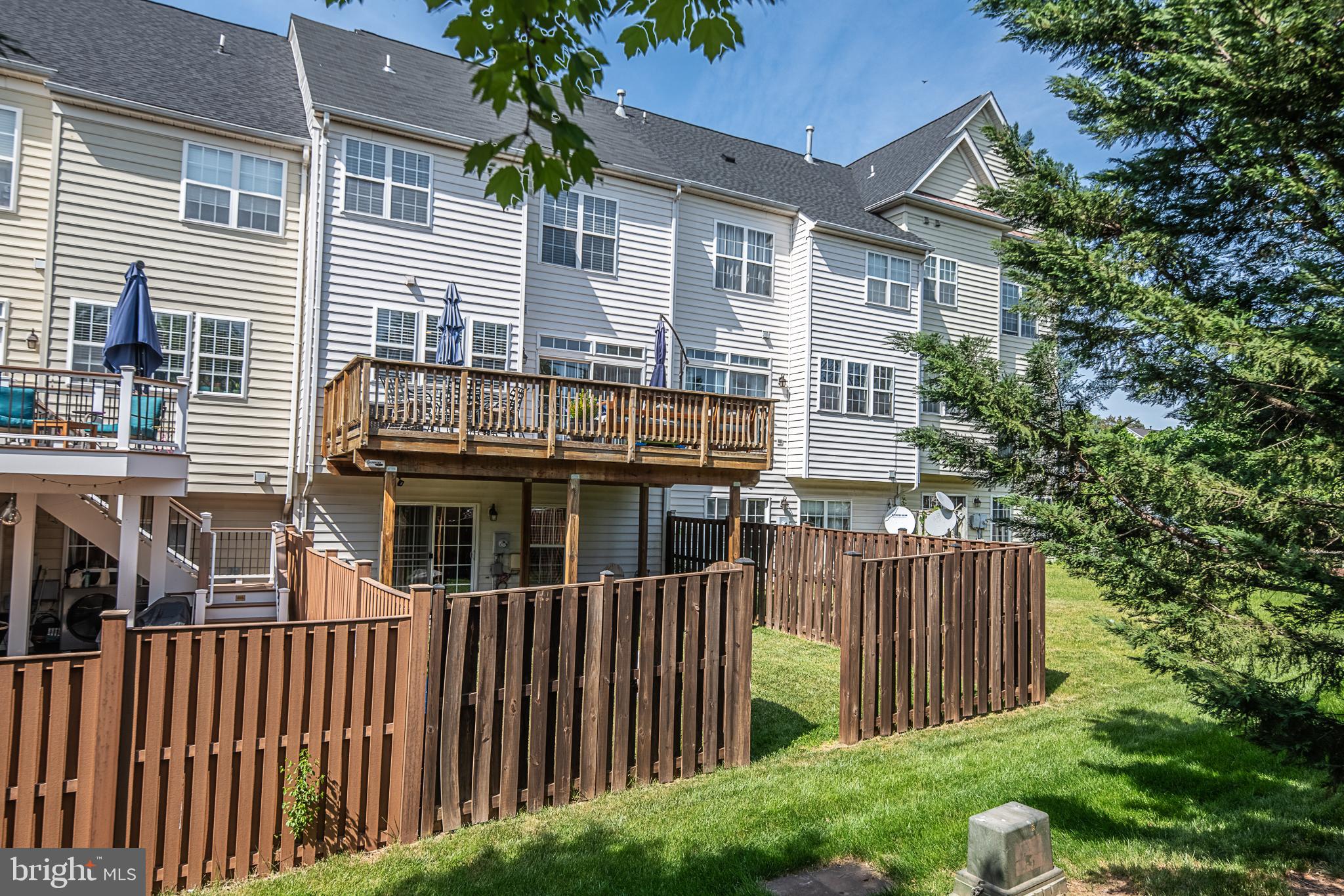 EDWARDS LANDING - Residential