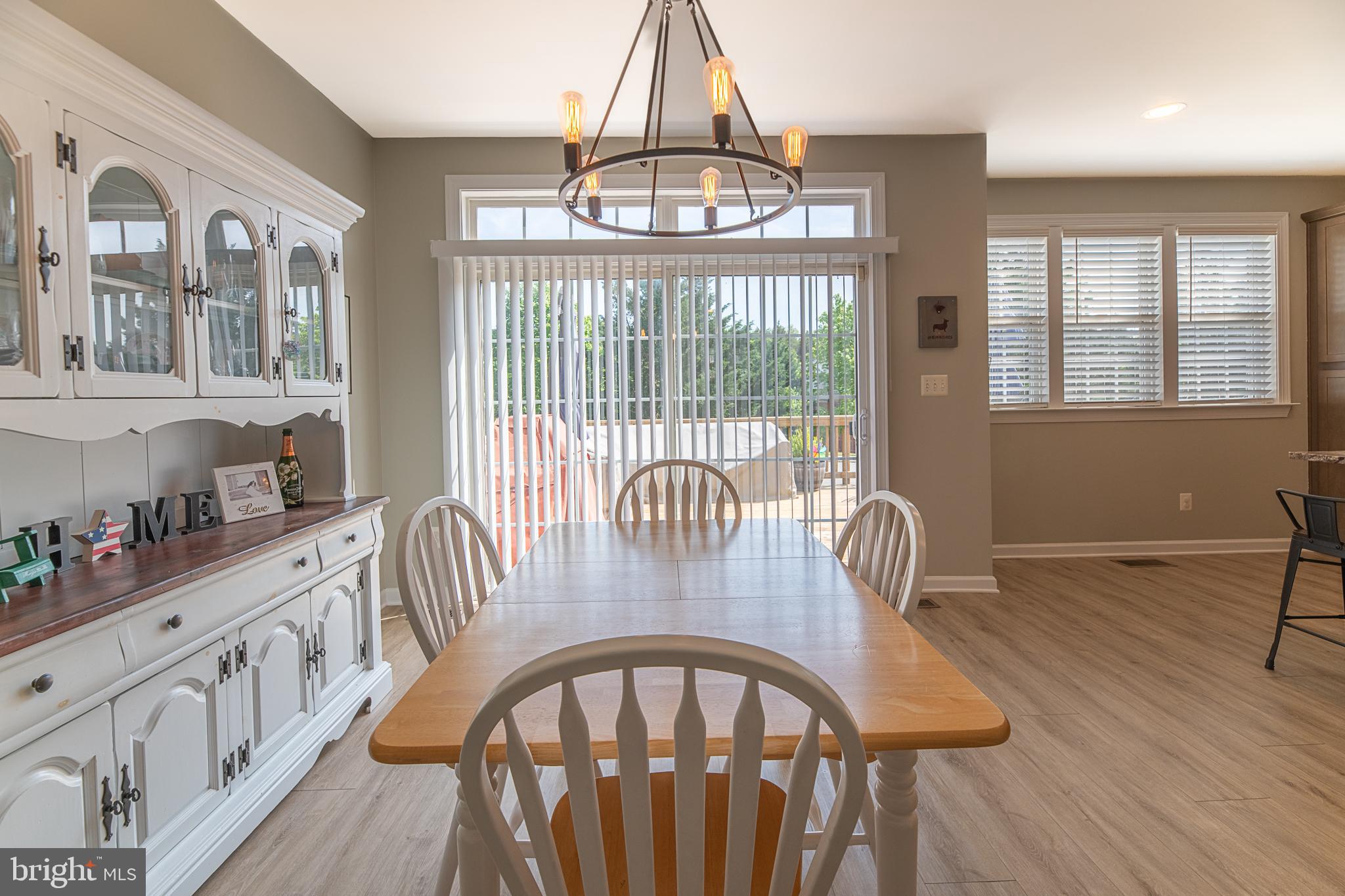 EDWARDS LANDING - Residential