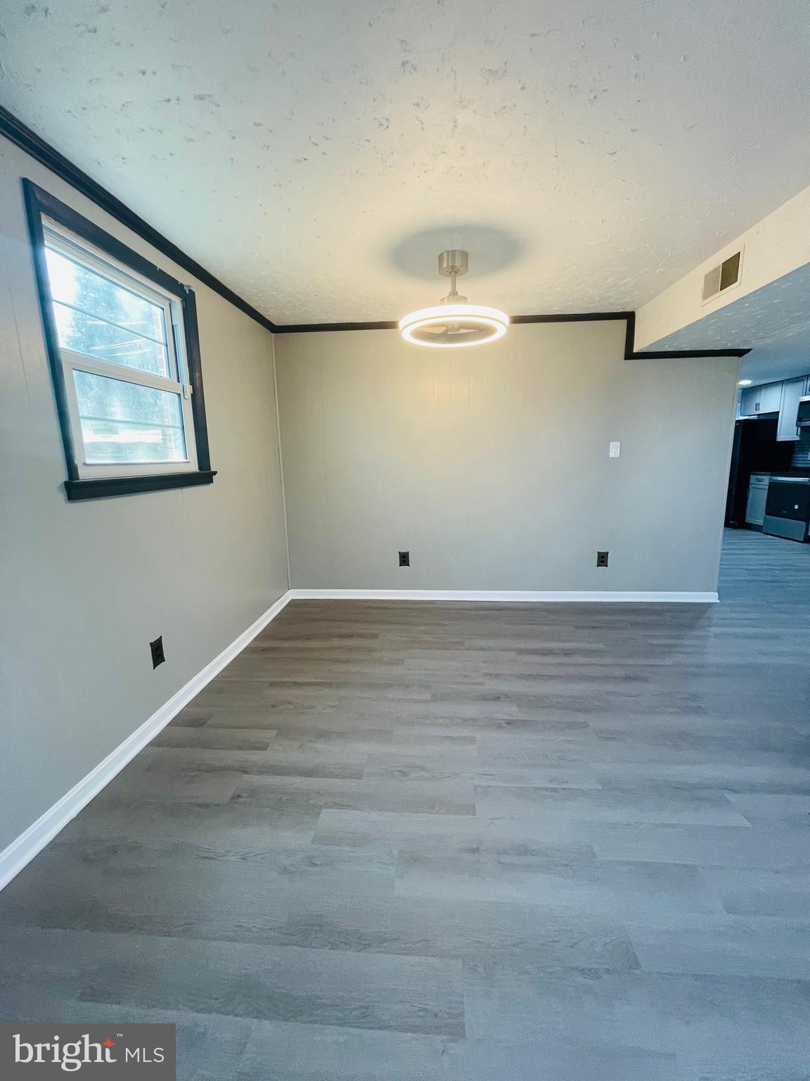 BARNESVILLE OUTSIDE - Residential