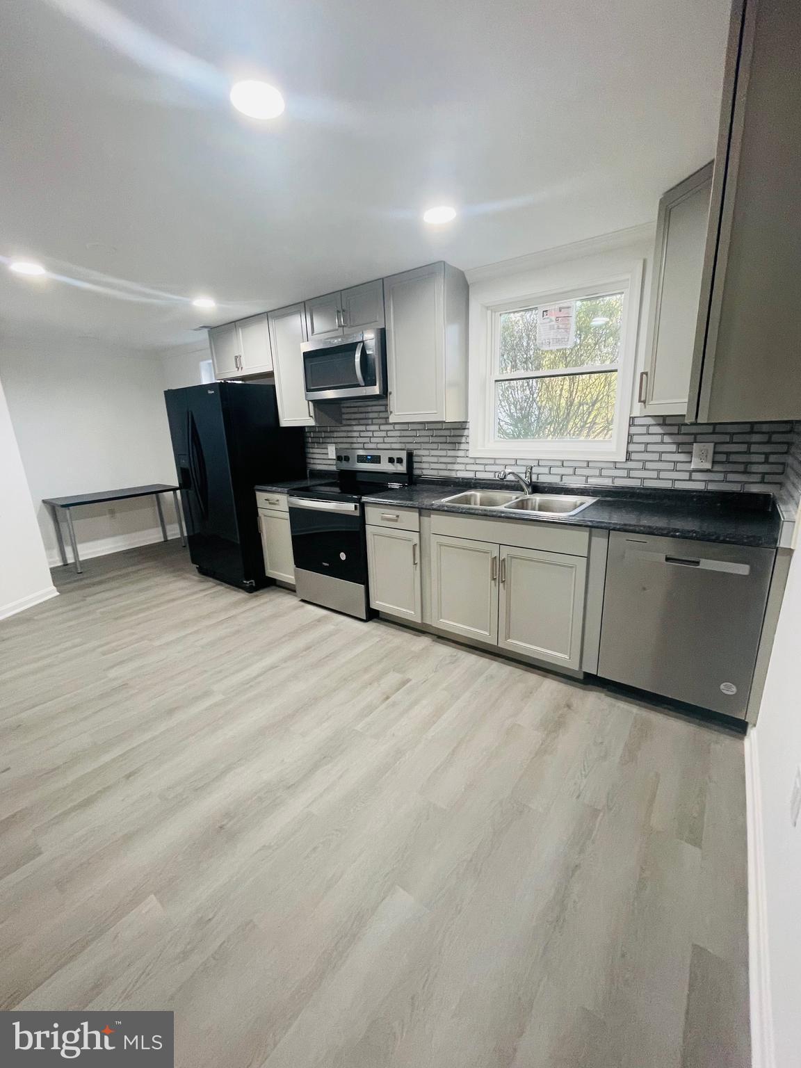 BARNESVILLE OUTSIDE - Residential