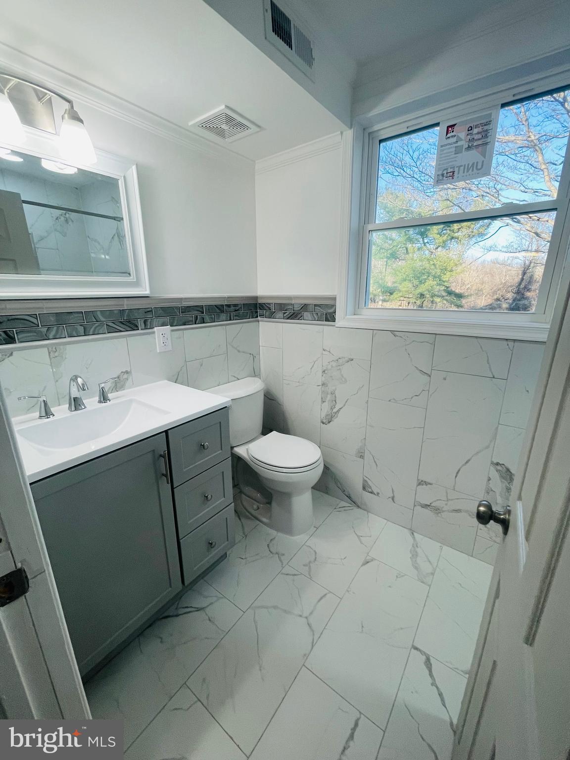 BARNESVILLE OUTSIDE - Residential