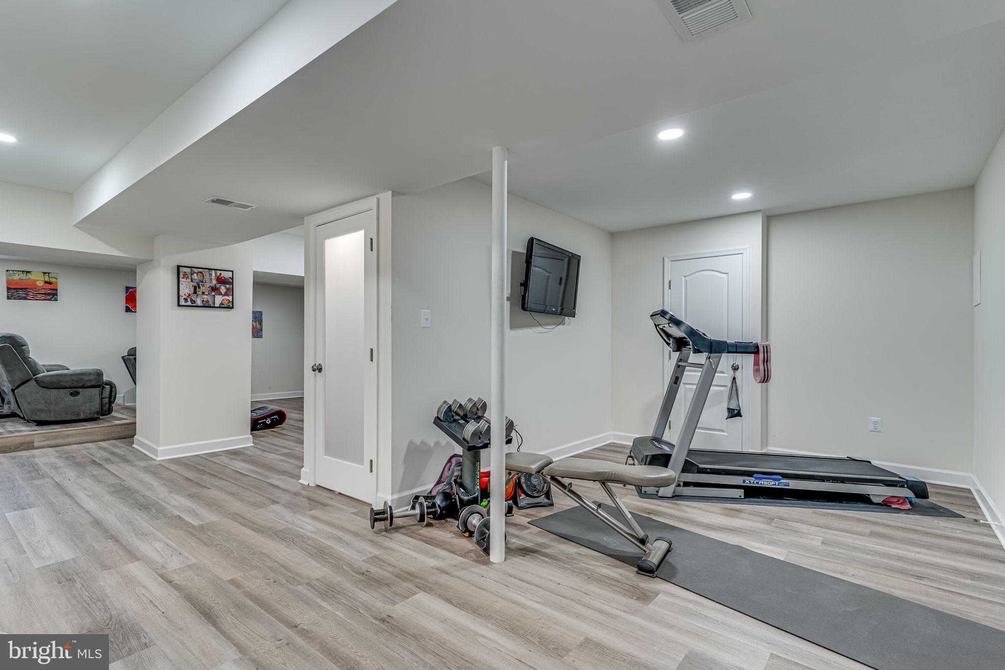 MARY-CATHERINE ESTATES - Residential Lease