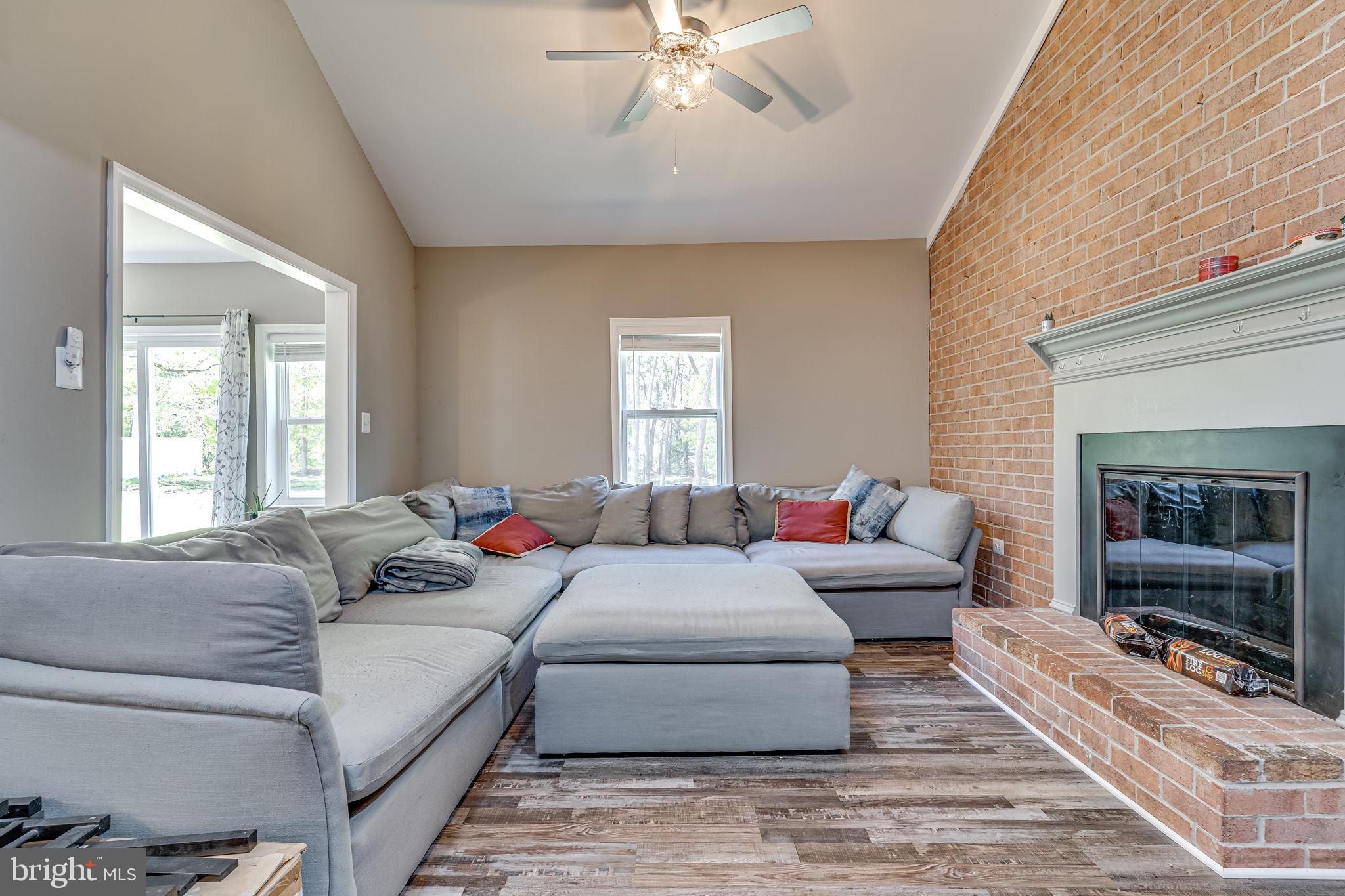 MARY-CATHERINE ESTATES - Residential Lease