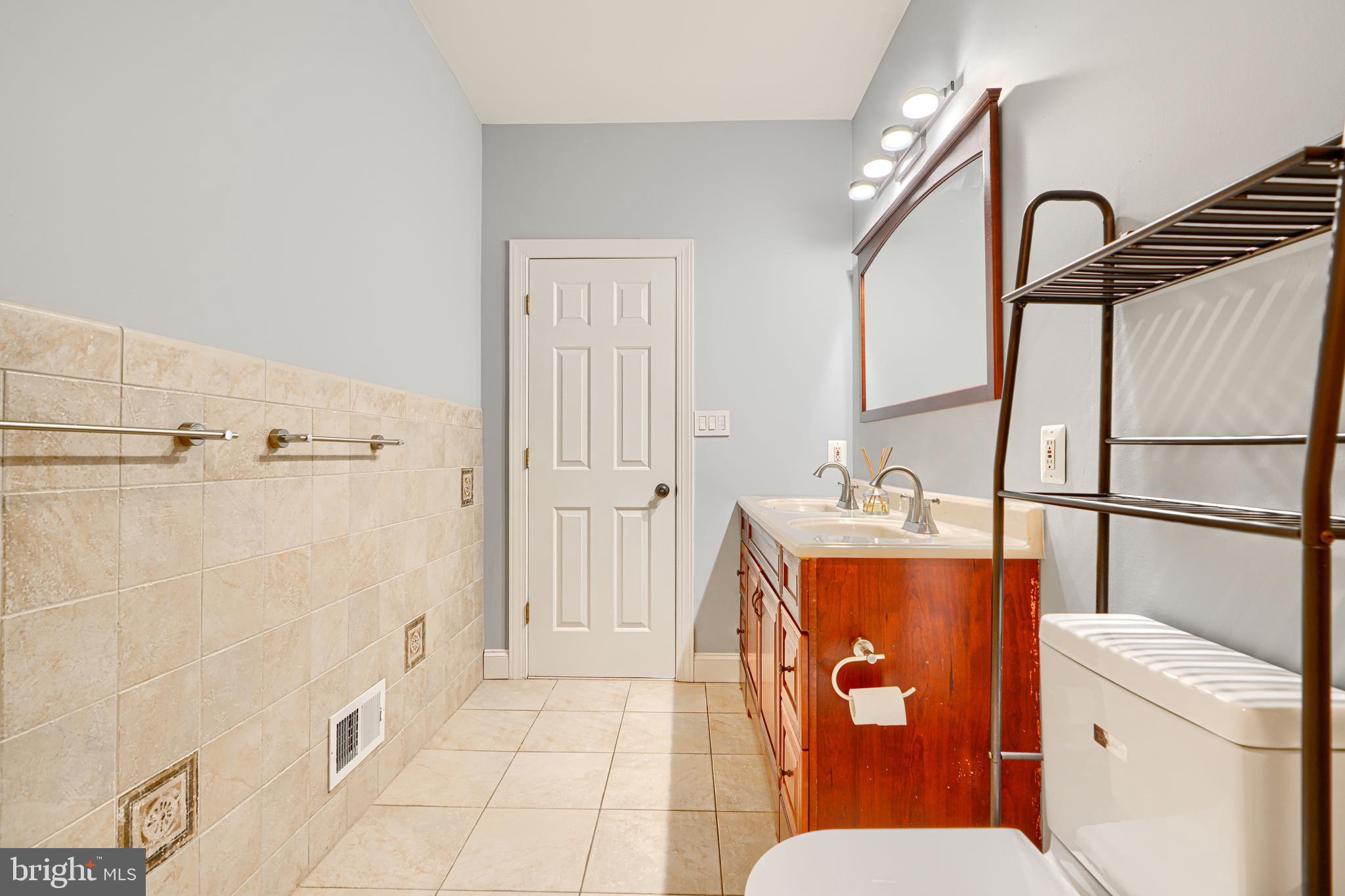 HAMPDEN HISTORIC DISTRICT - Residential