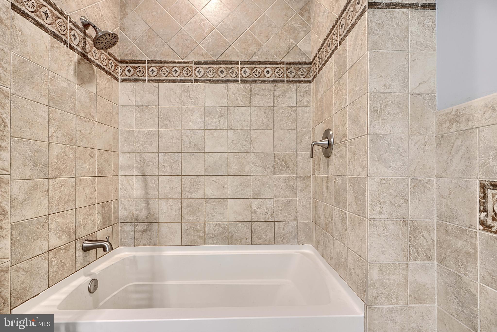 HAMPDEN HISTORIC DISTRICT - Residential