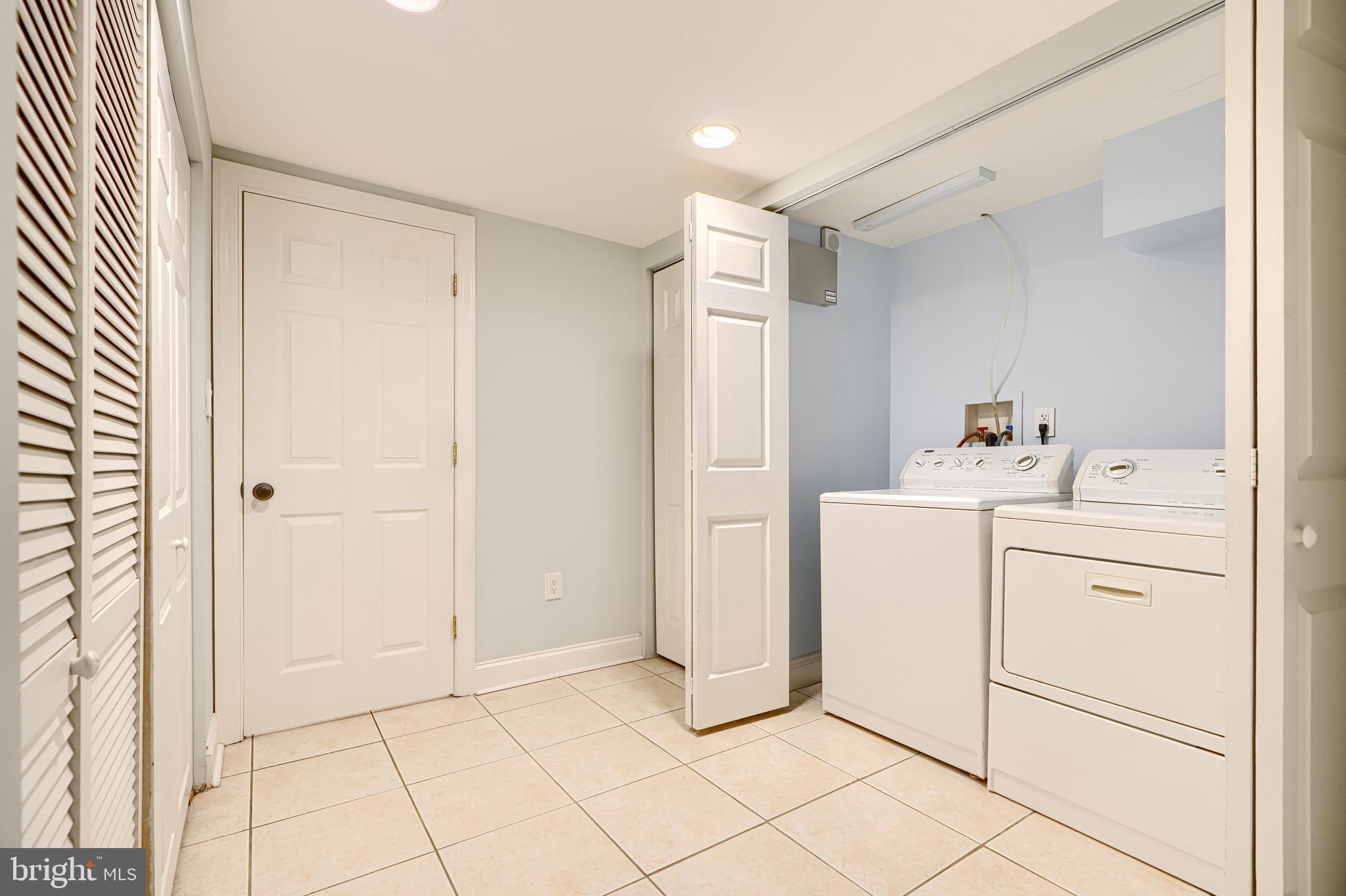 HAMPDEN HISTORIC DISTRICT - Residential