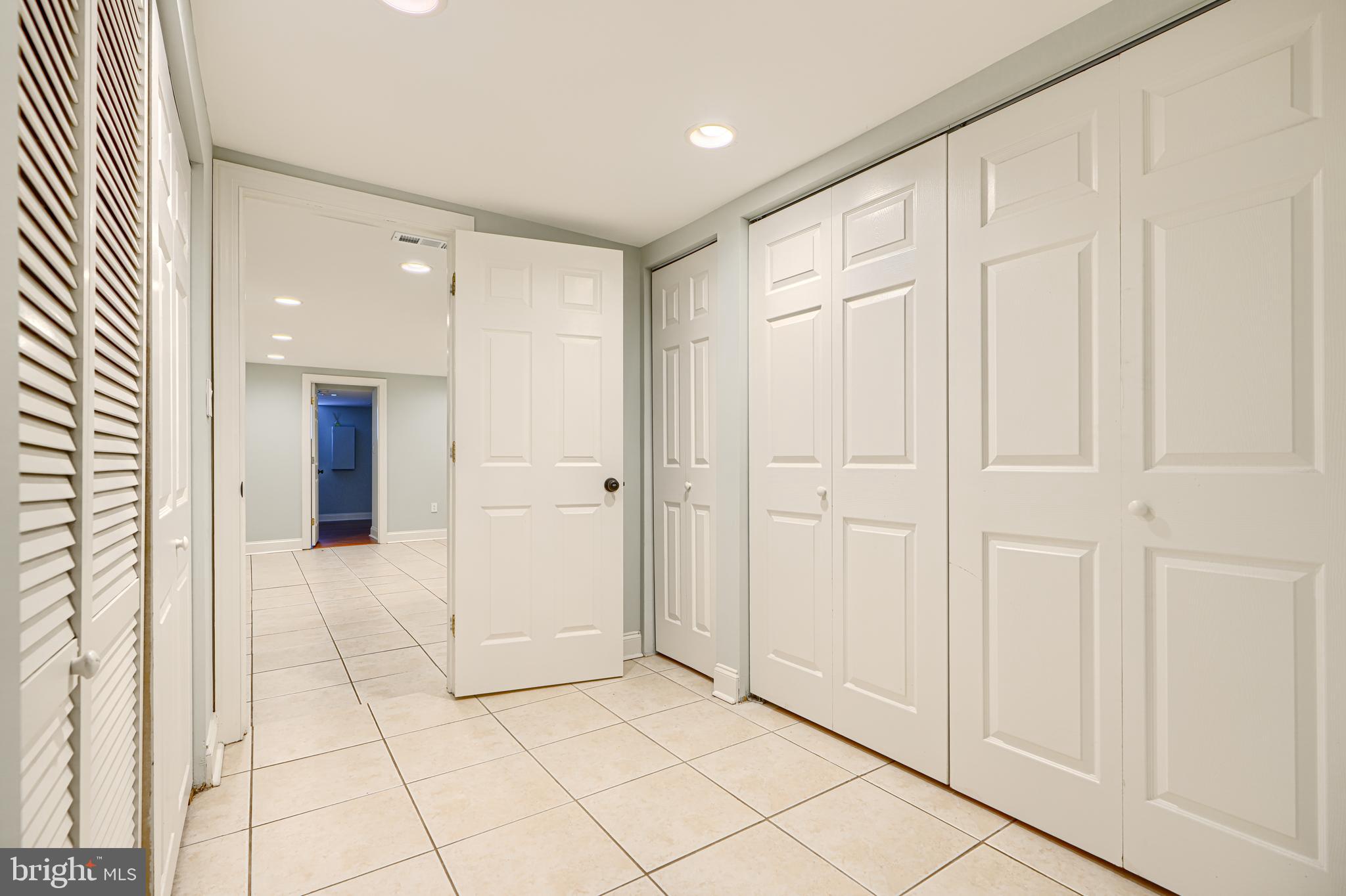 HAMPDEN HISTORIC DISTRICT - Residential